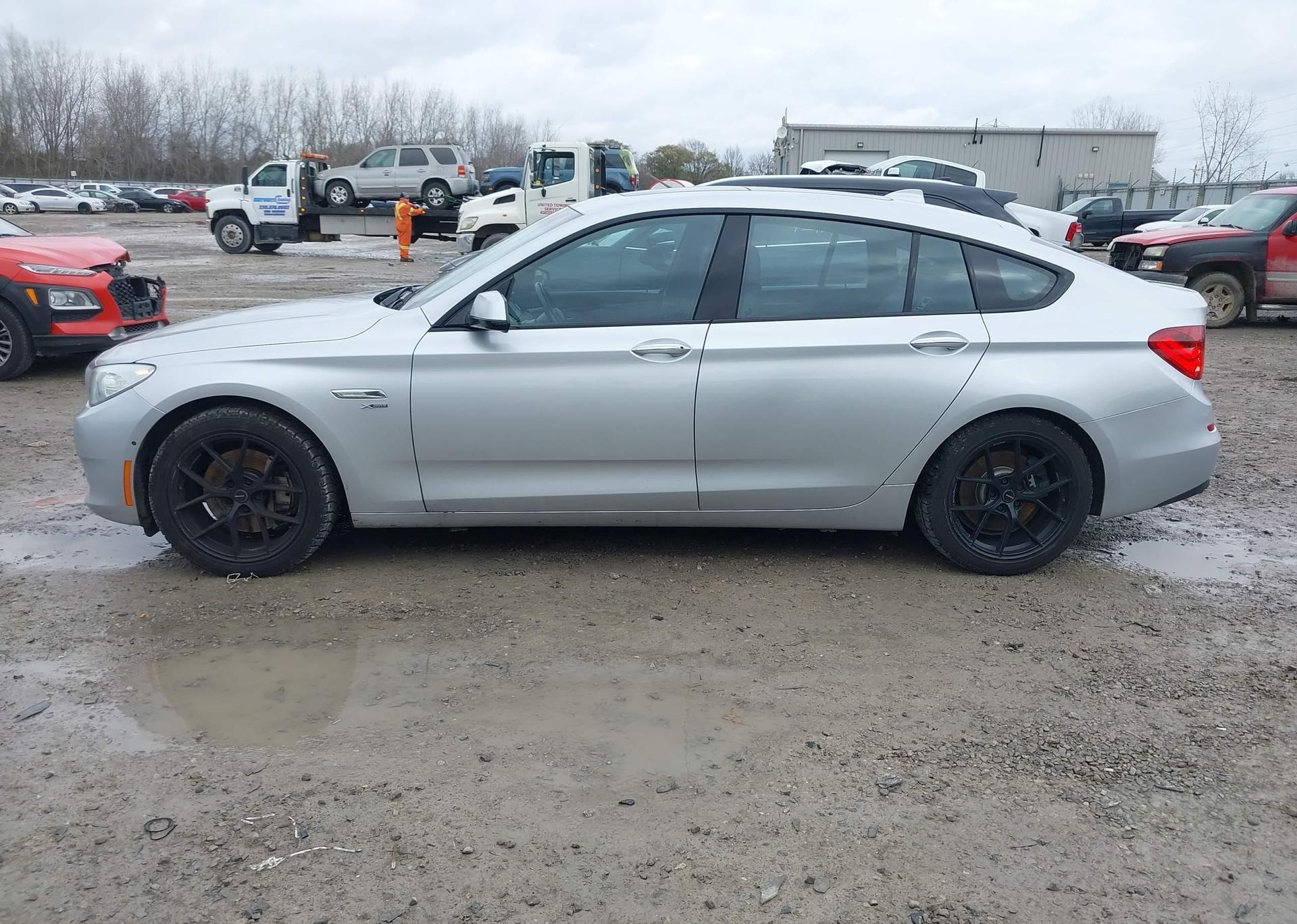 2011 BMW 5 SERIES GRAN TURISMO