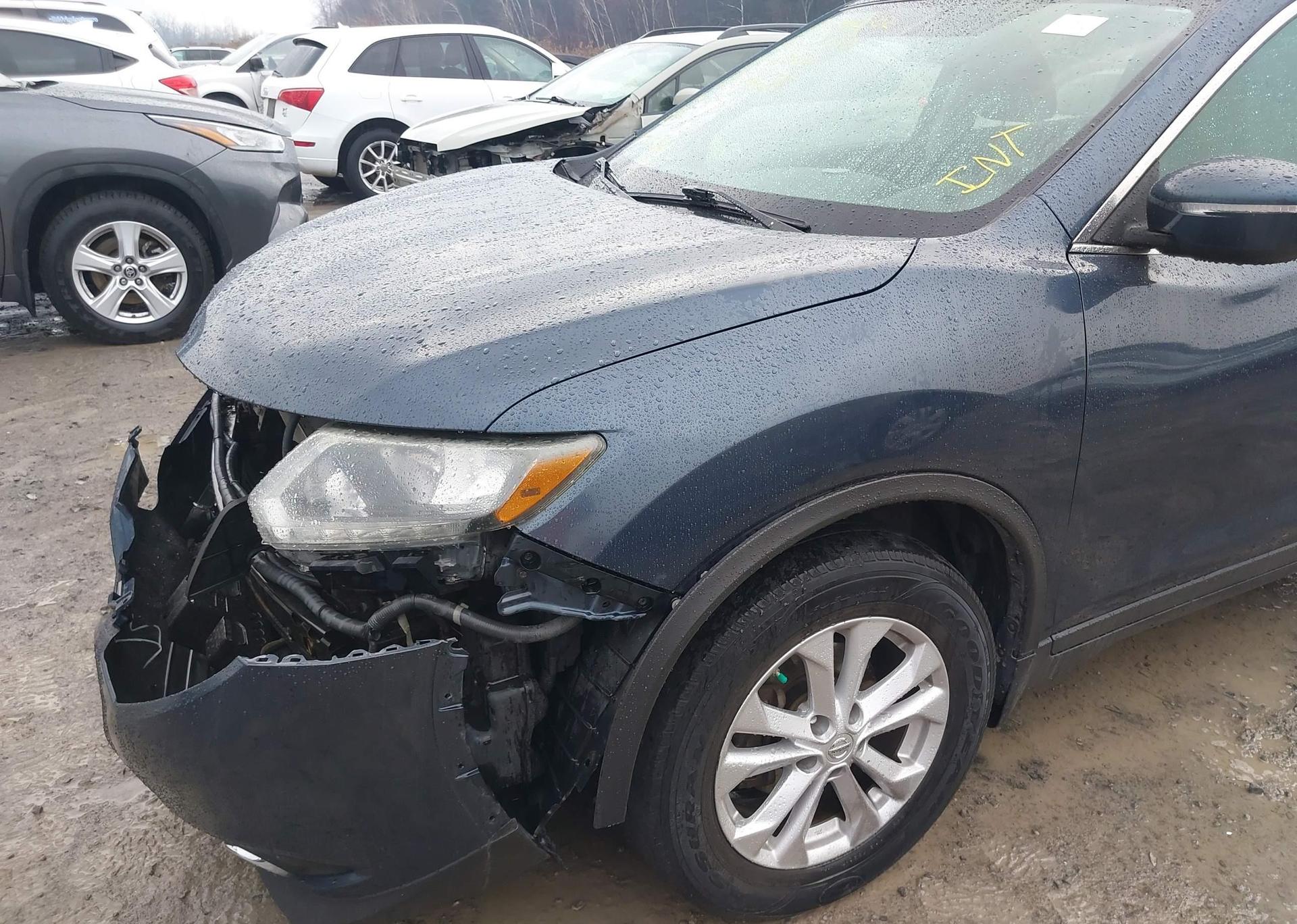 2015 NISSAN ROGUE