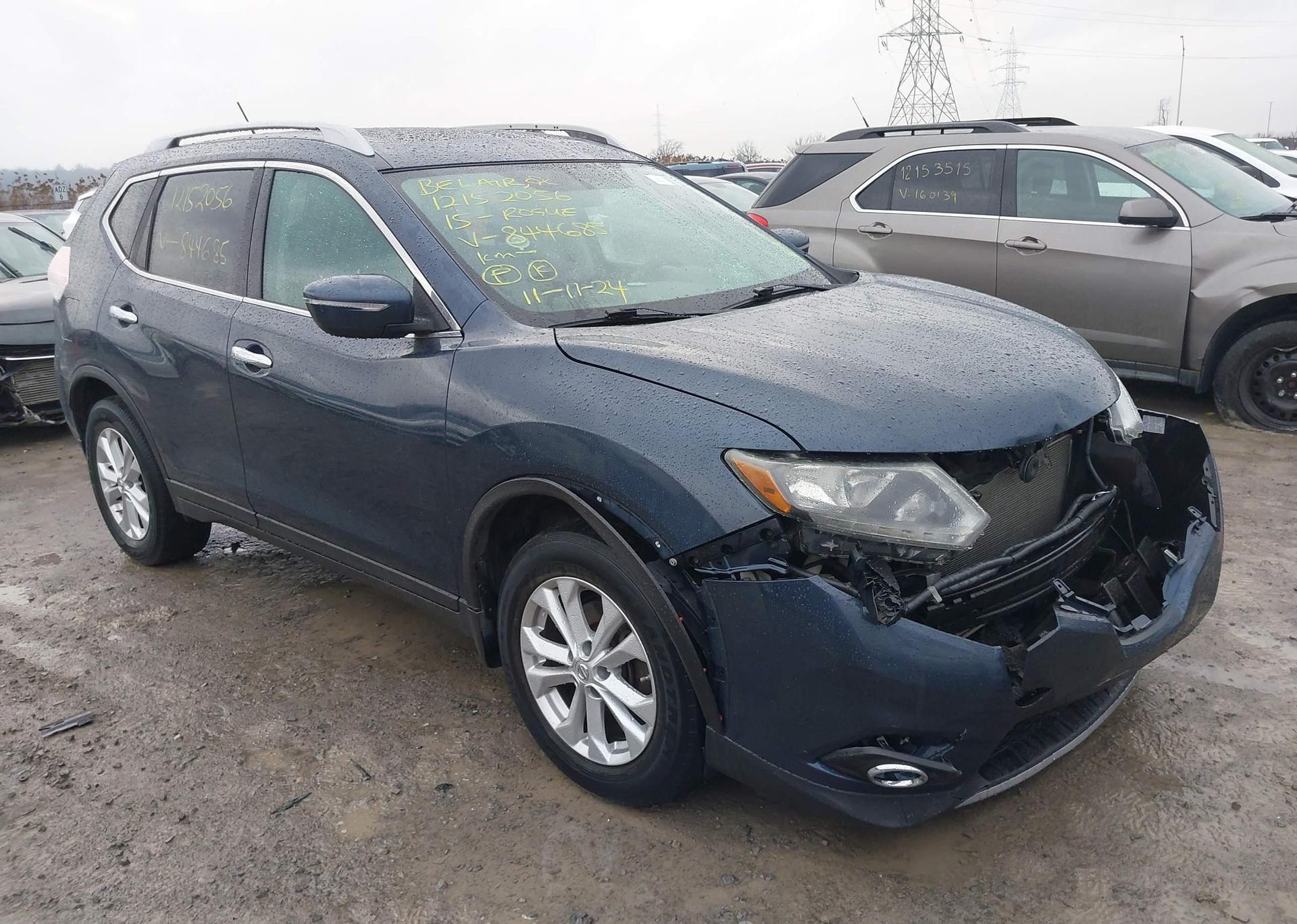2015 NISSAN ROGUE