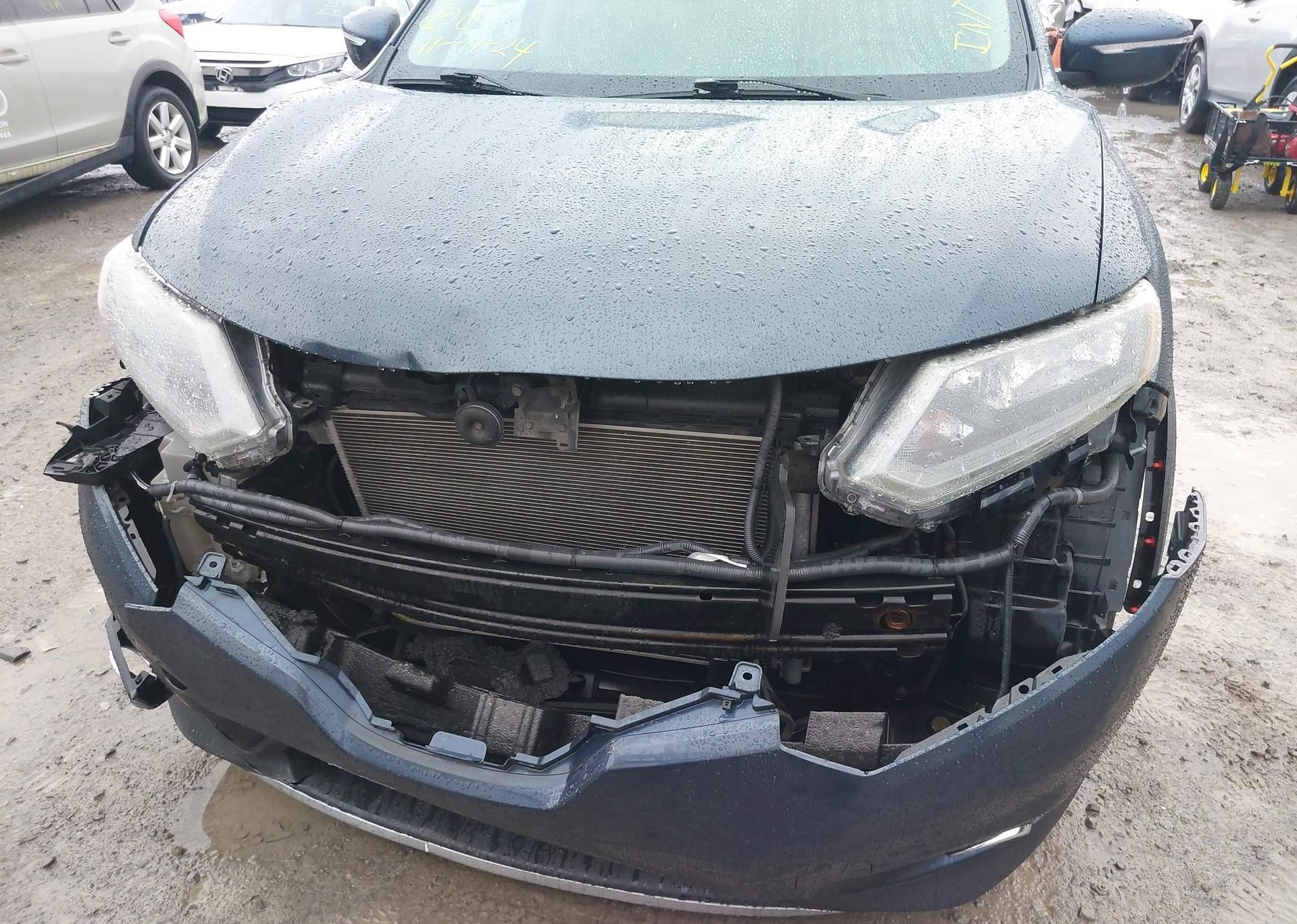 2015 NISSAN ROGUE