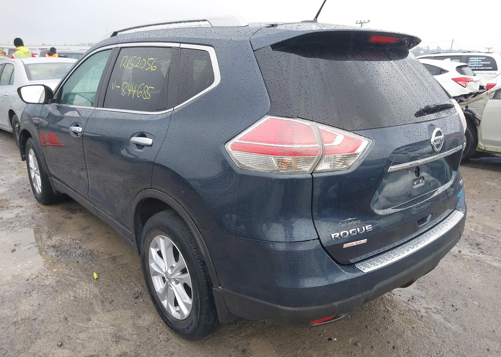 2015 NISSAN ROGUE