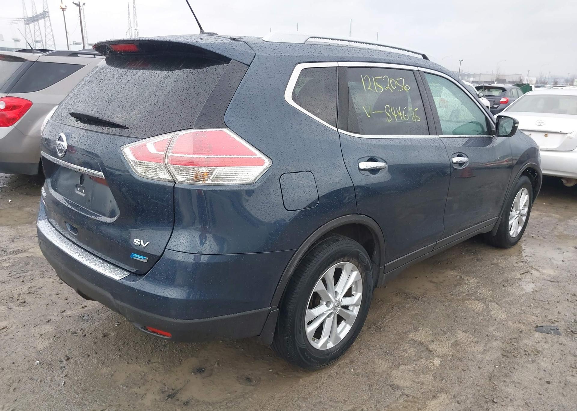 2015 NISSAN ROGUE