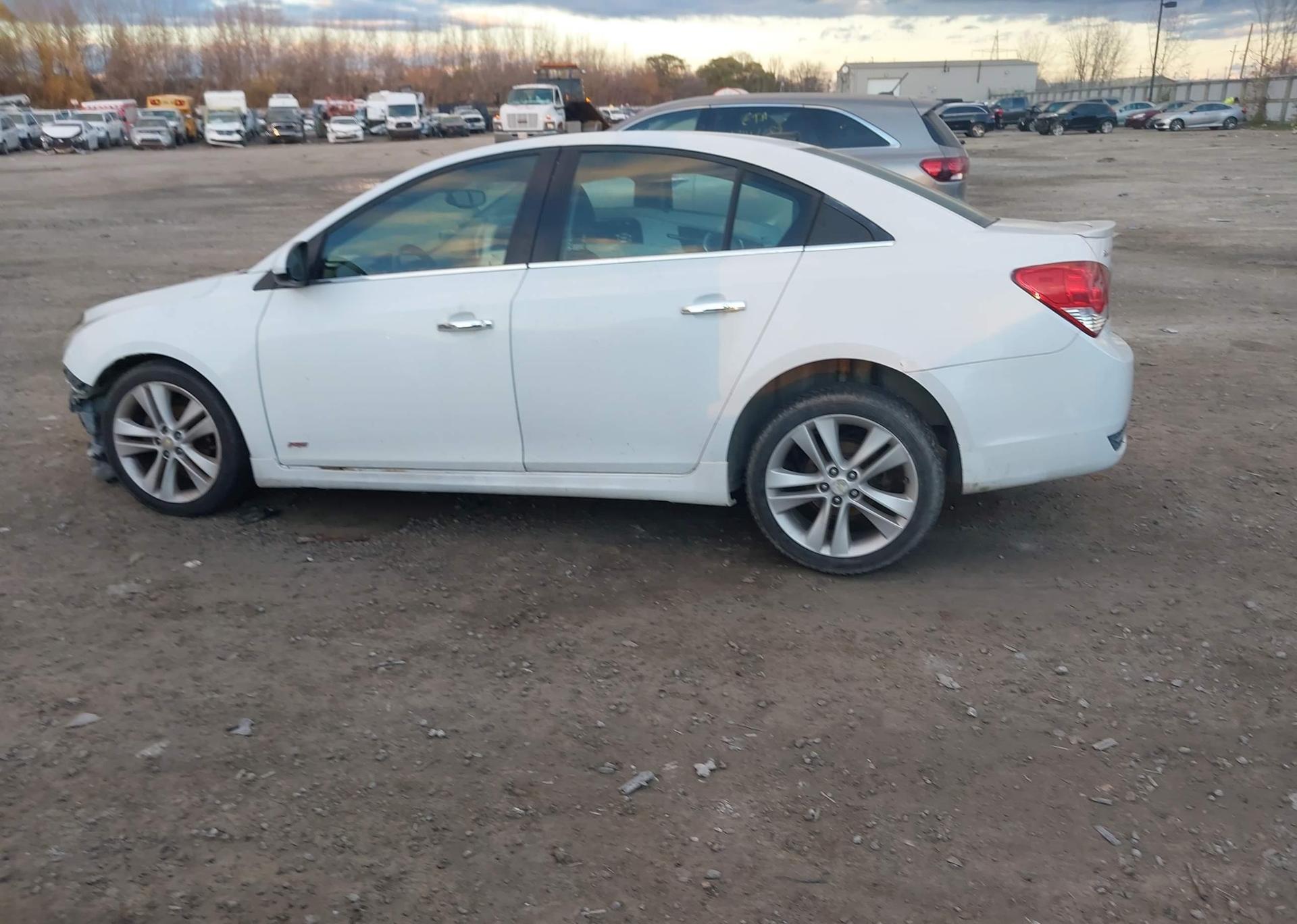2014 CHEVROLET CRUZE