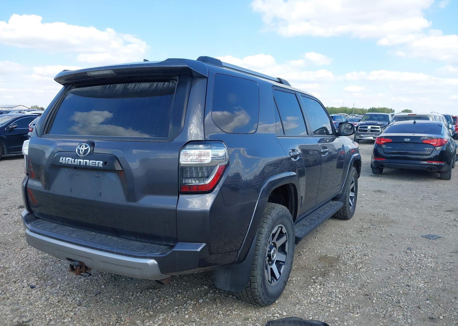 2017 TOYOTA 4RUNNER SR5 PREM