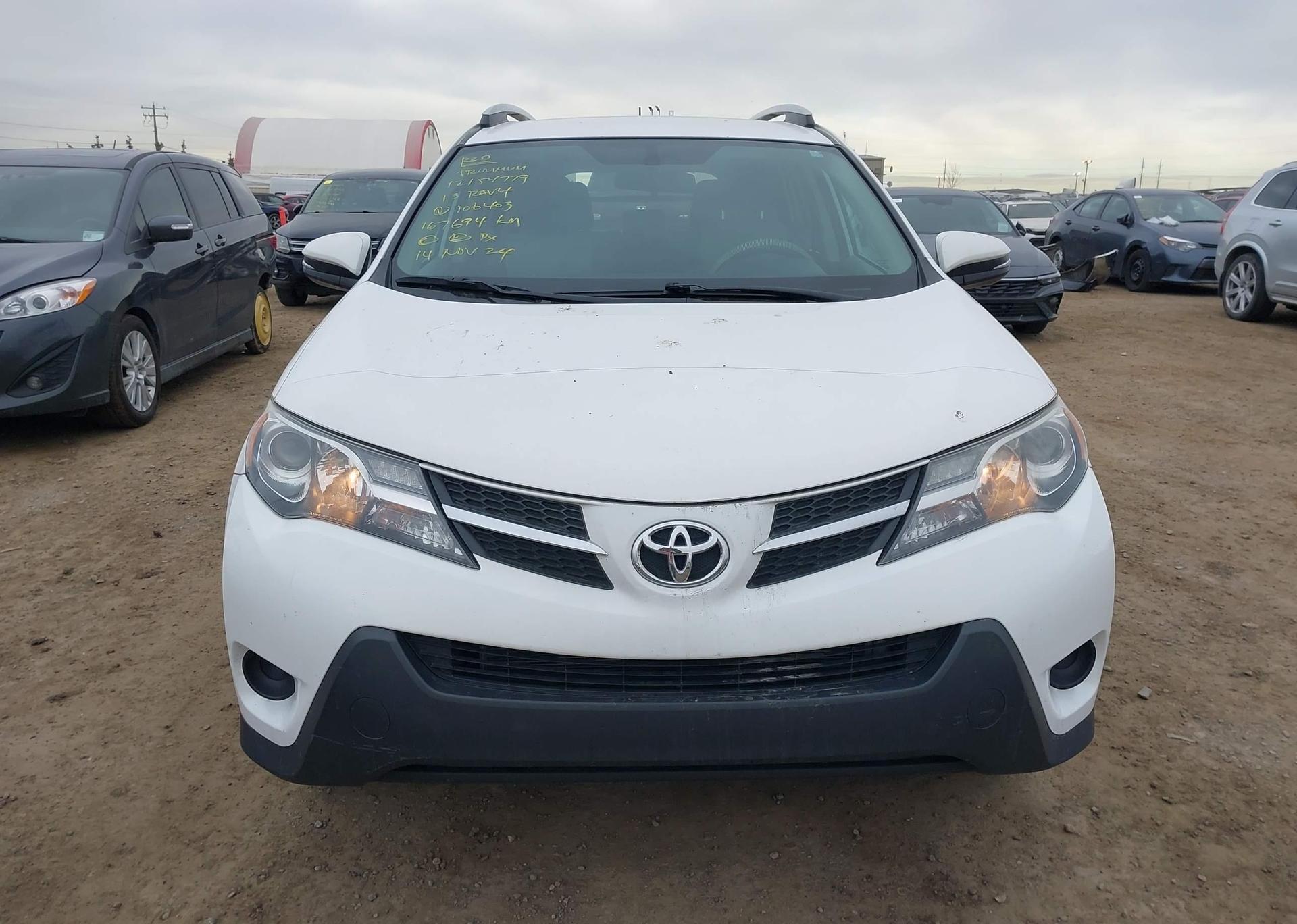 2013 TOYOTA RAV4 LE
