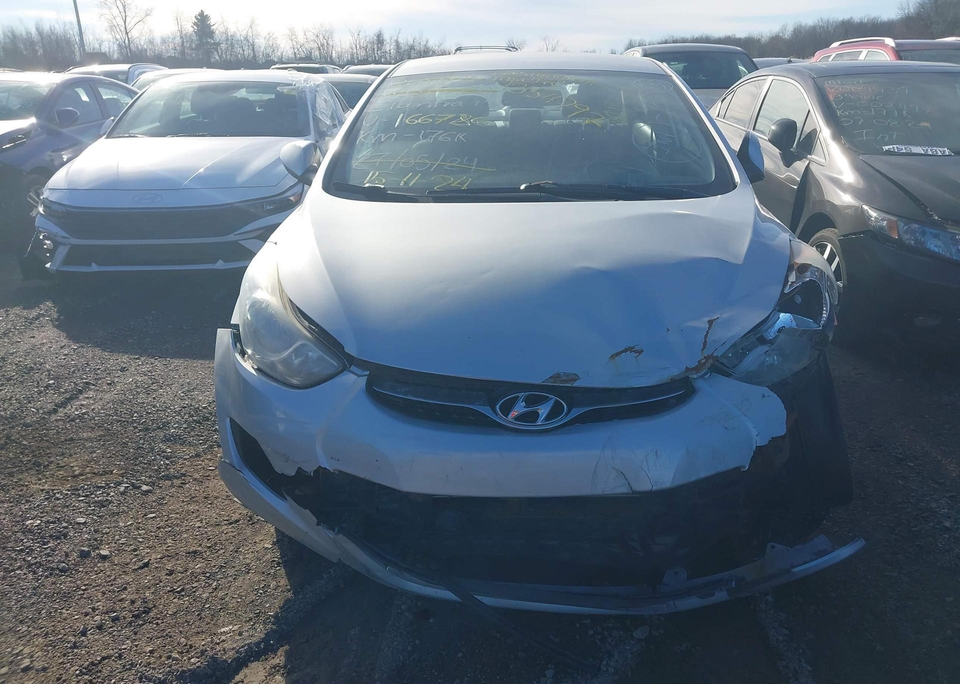 2013 HYUNDAI ELANTRA GL