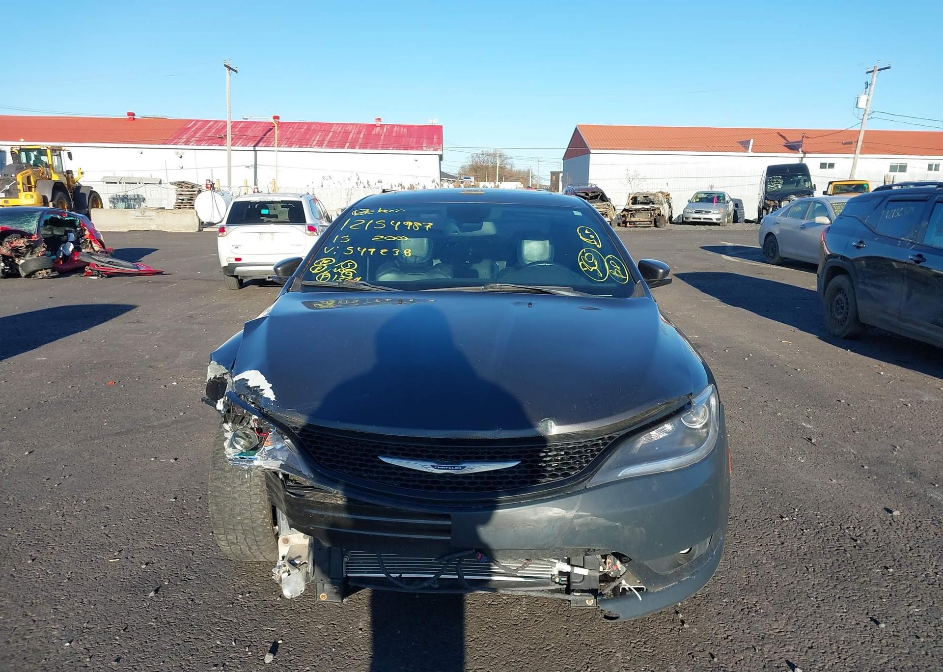 2015 CHRYSLER 200