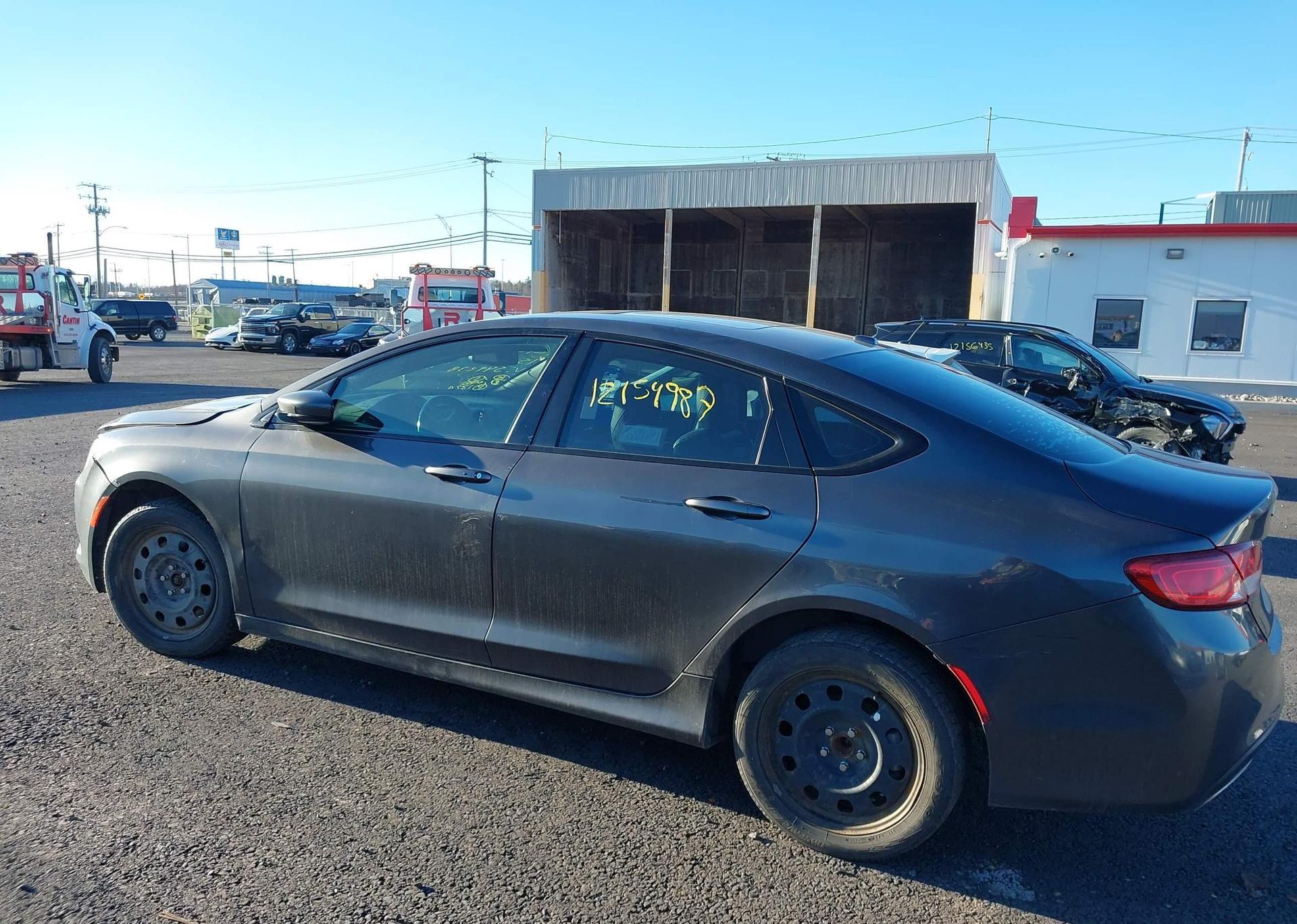 2015 CHRYSLER 200