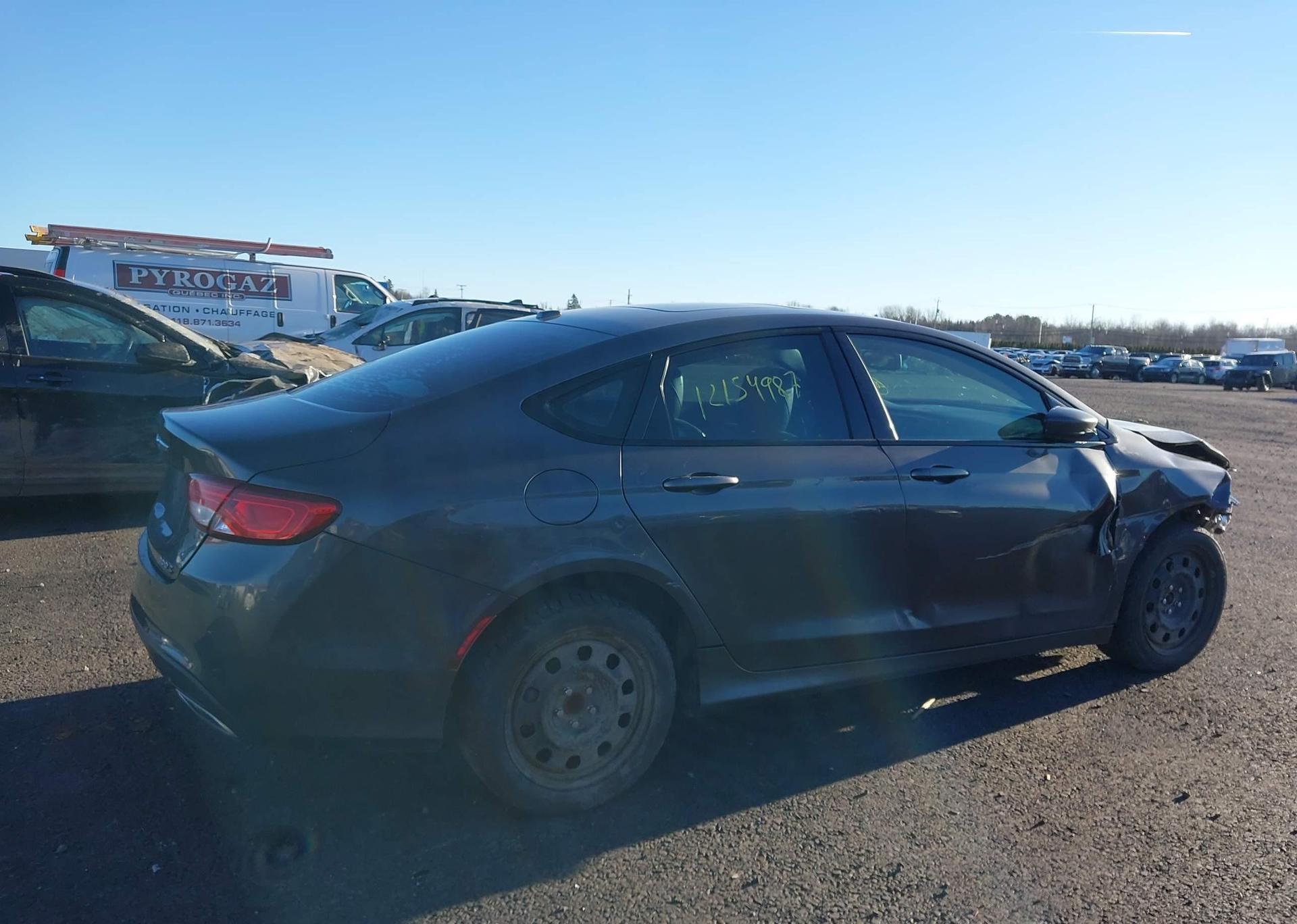 2015 CHRYSLER 200