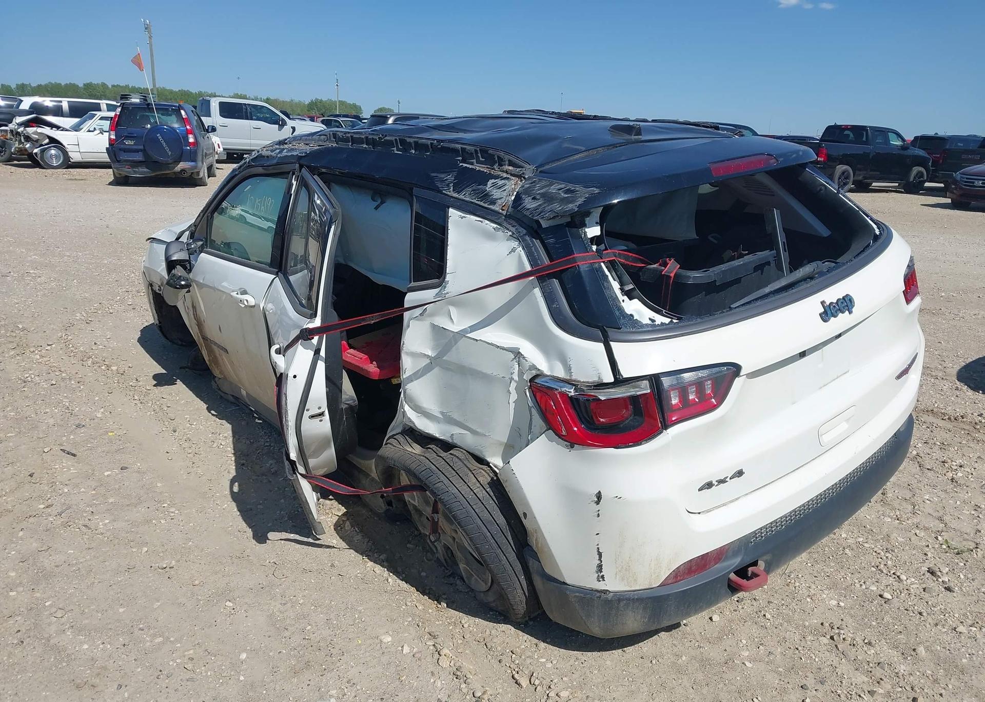 2018 JEEP COMPASS TRAILHAWK