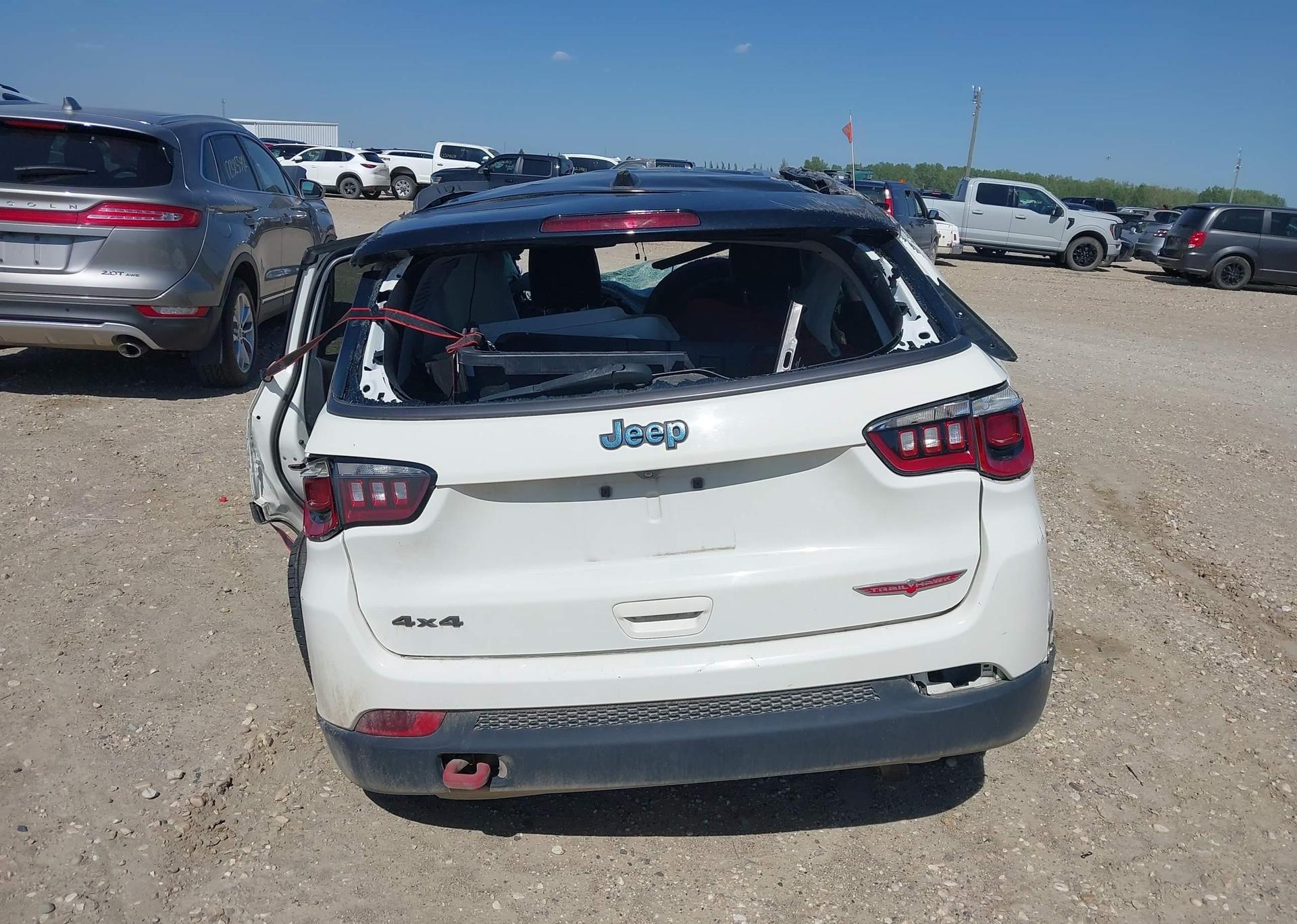 2018 JEEP COMPASS TRAILHAWK