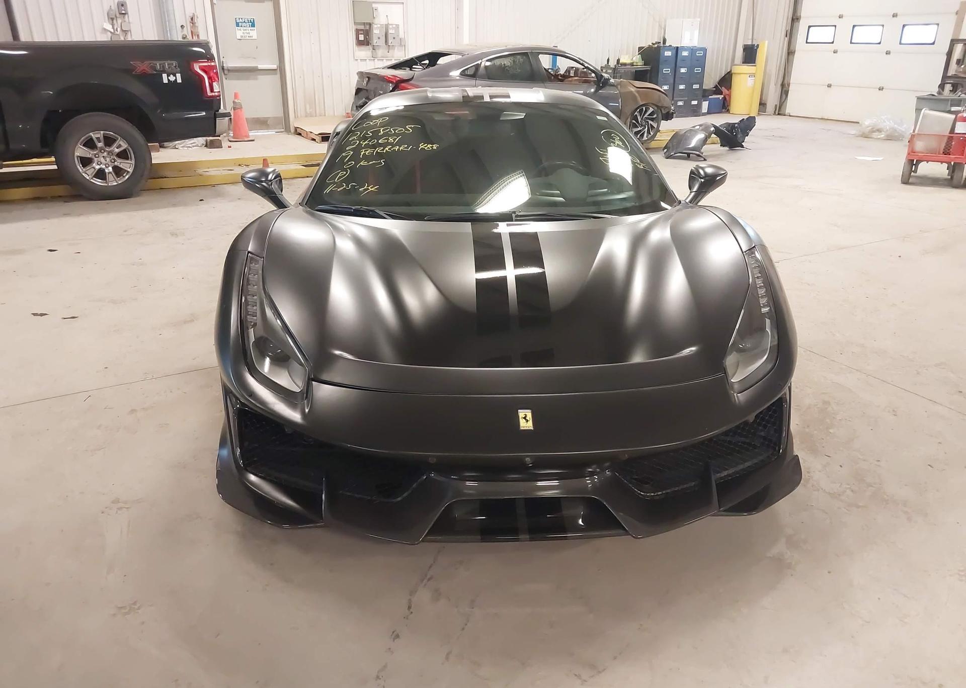 2019 Ferrari 488 PISTA