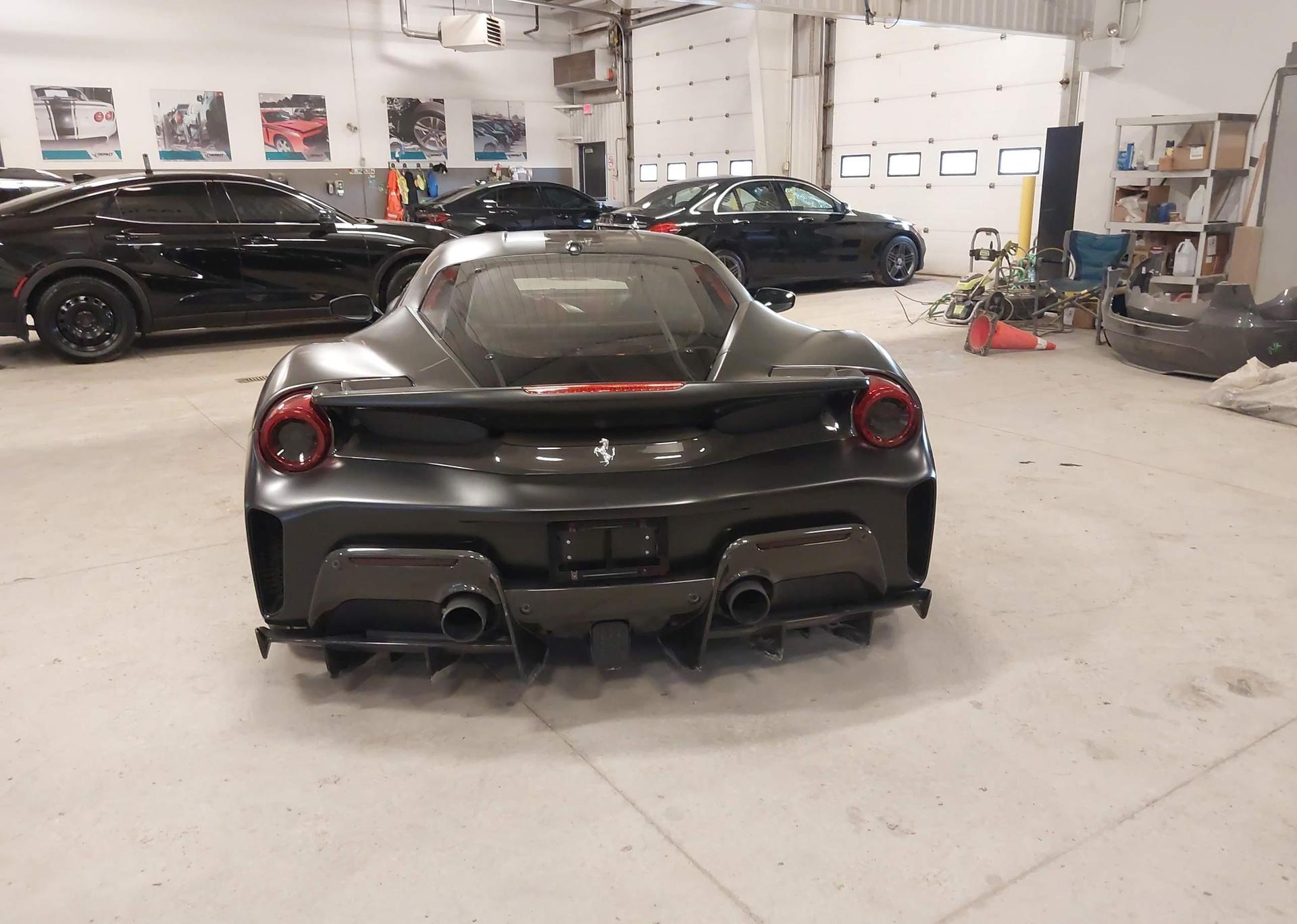 2019 Ferrari 488 PISTA