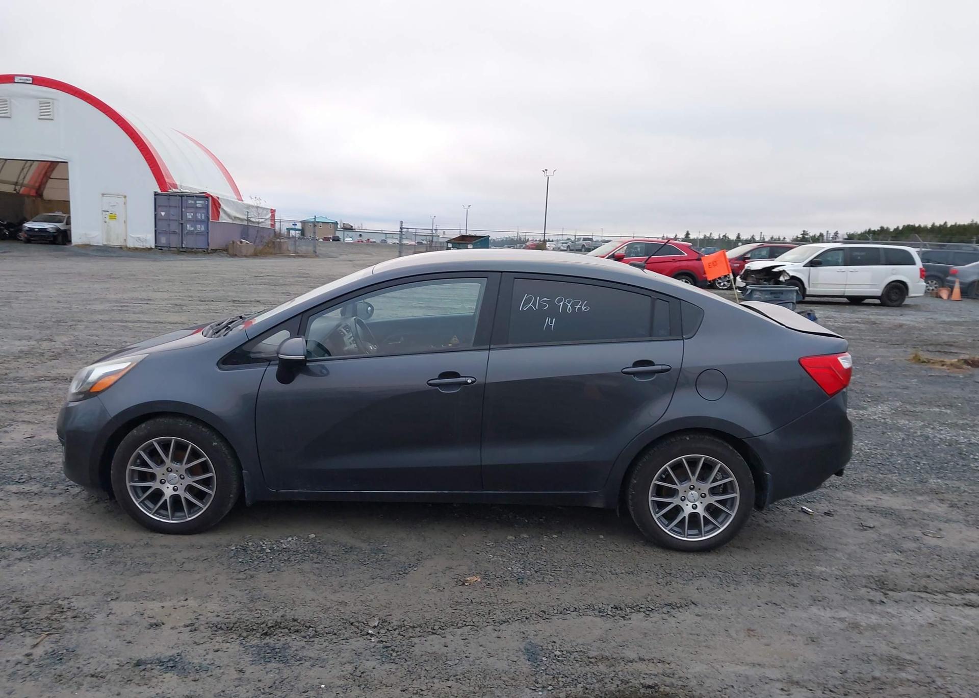 2014 KIA rio ex