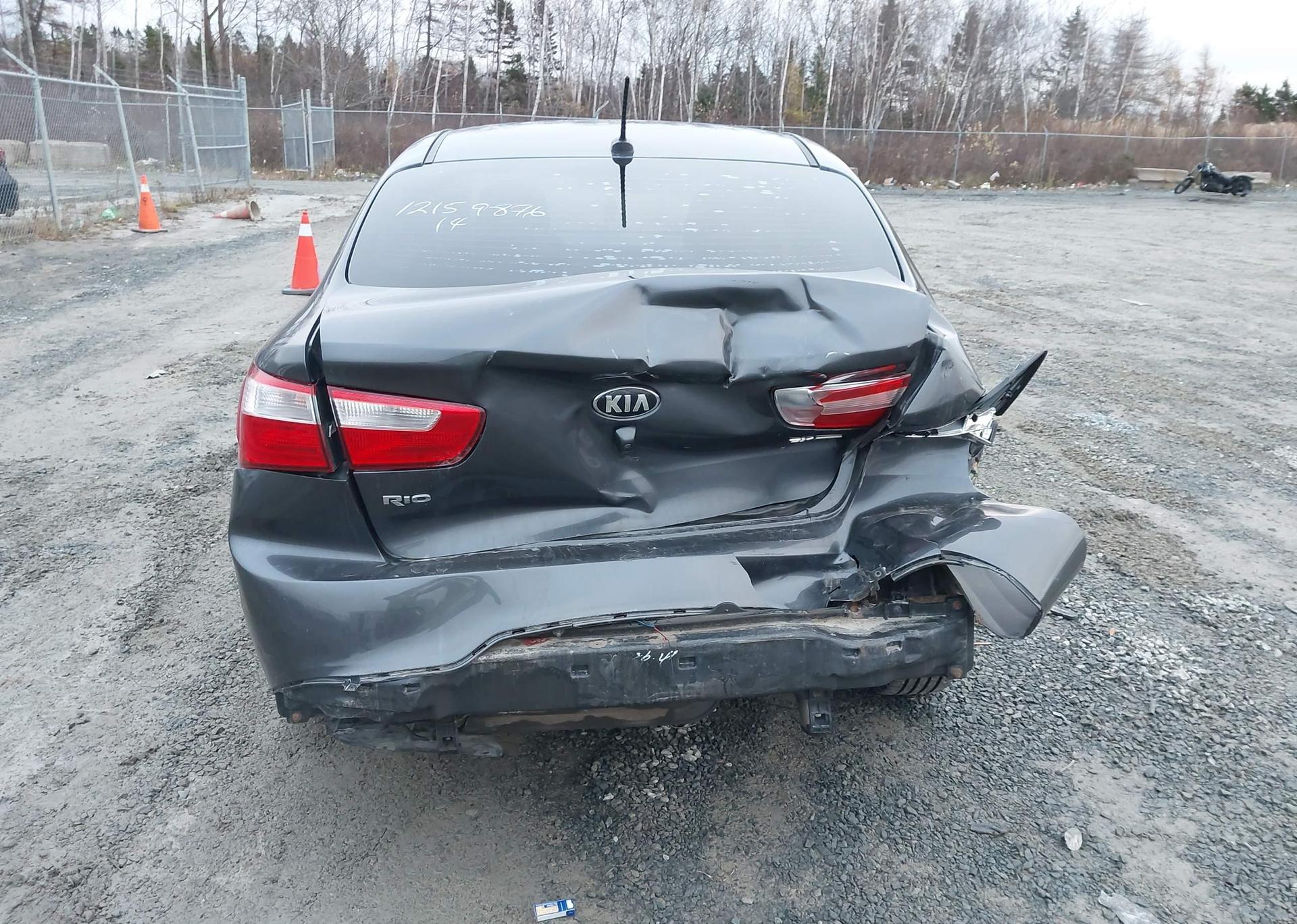 2014 KIA rio ex