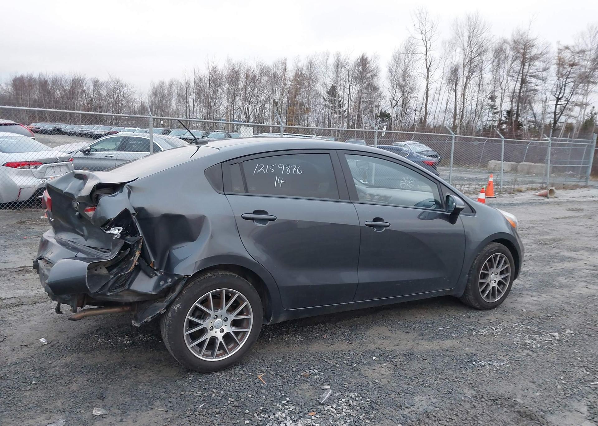 2014 KIA rio ex