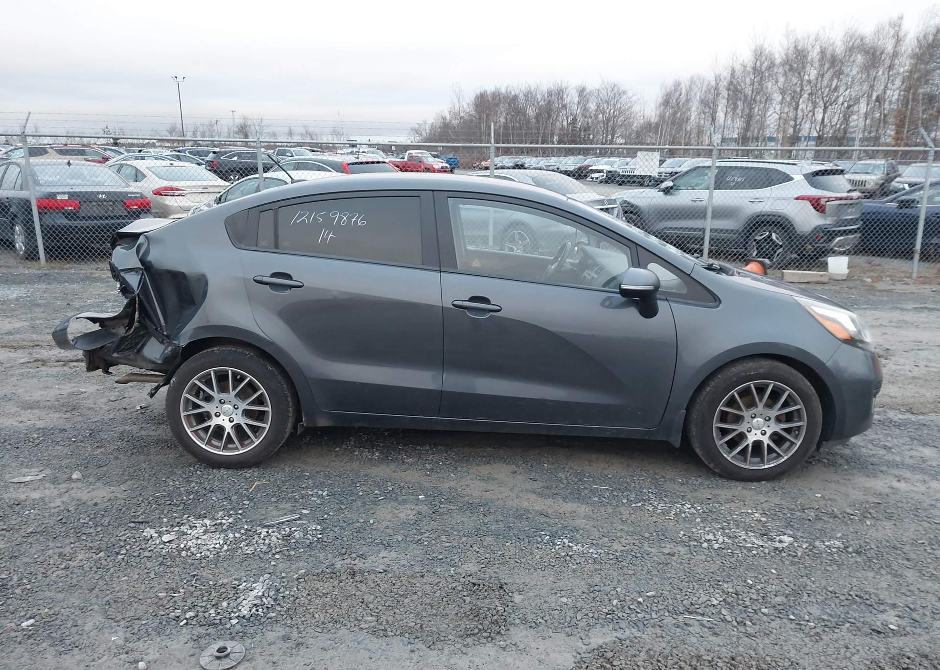 2014 KIA rio ex