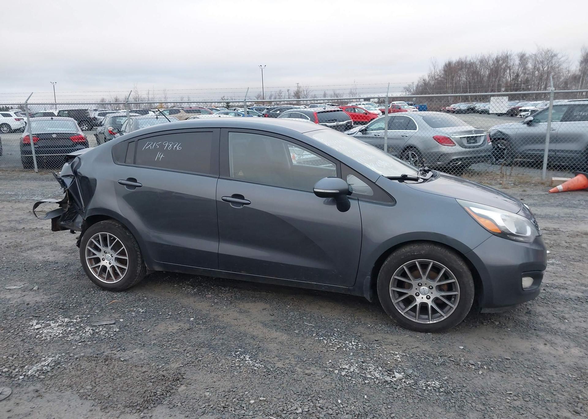 2014 KIA rio ex