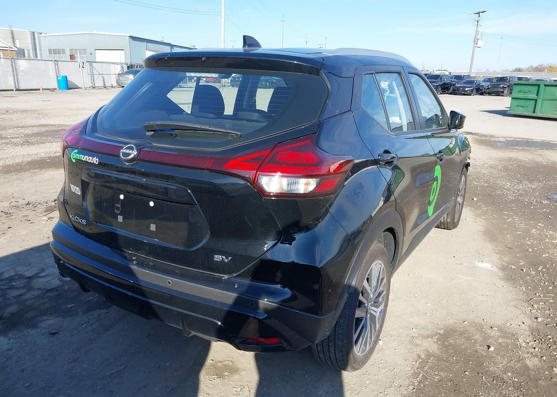 2024 NISSAN KICKS