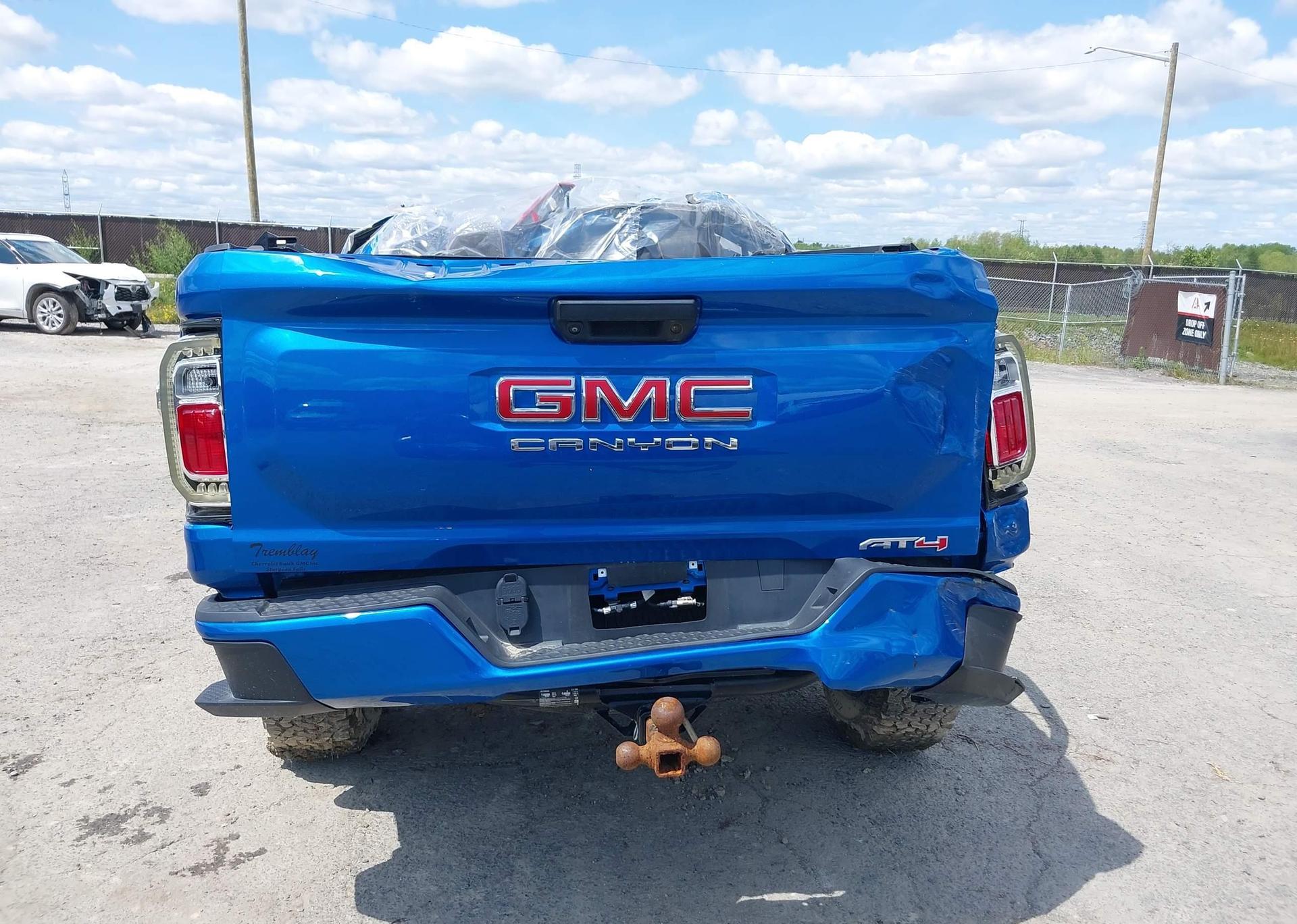 2023 GMC CANYON