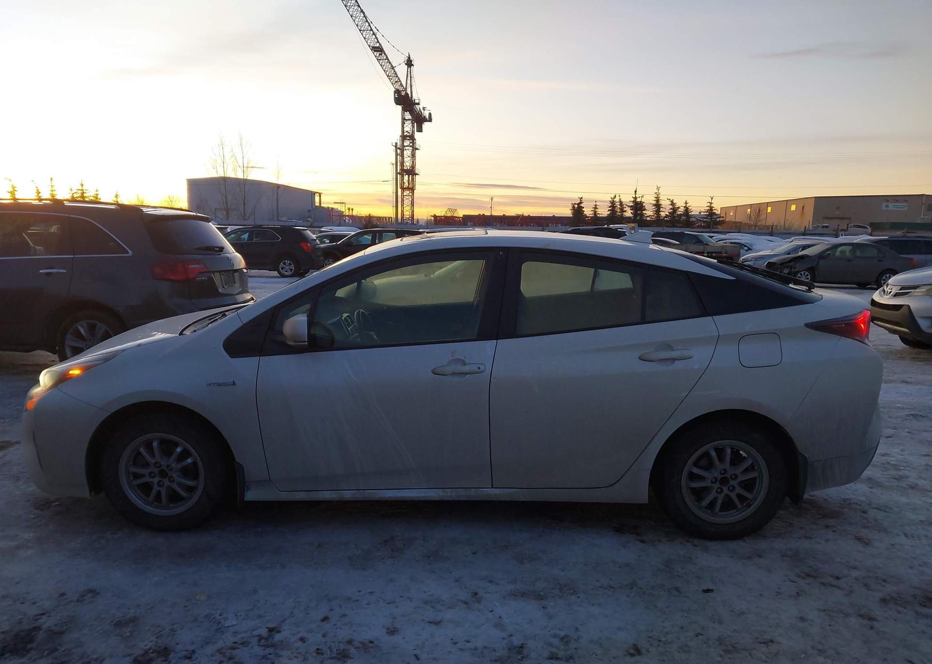 2018 TOYOTA PRIUS