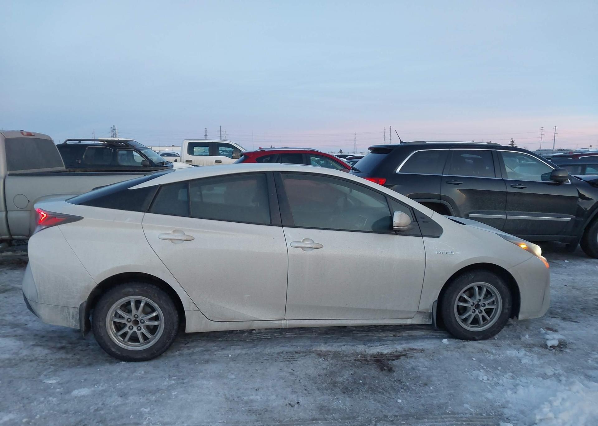 2018 TOYOTA PRIUS
