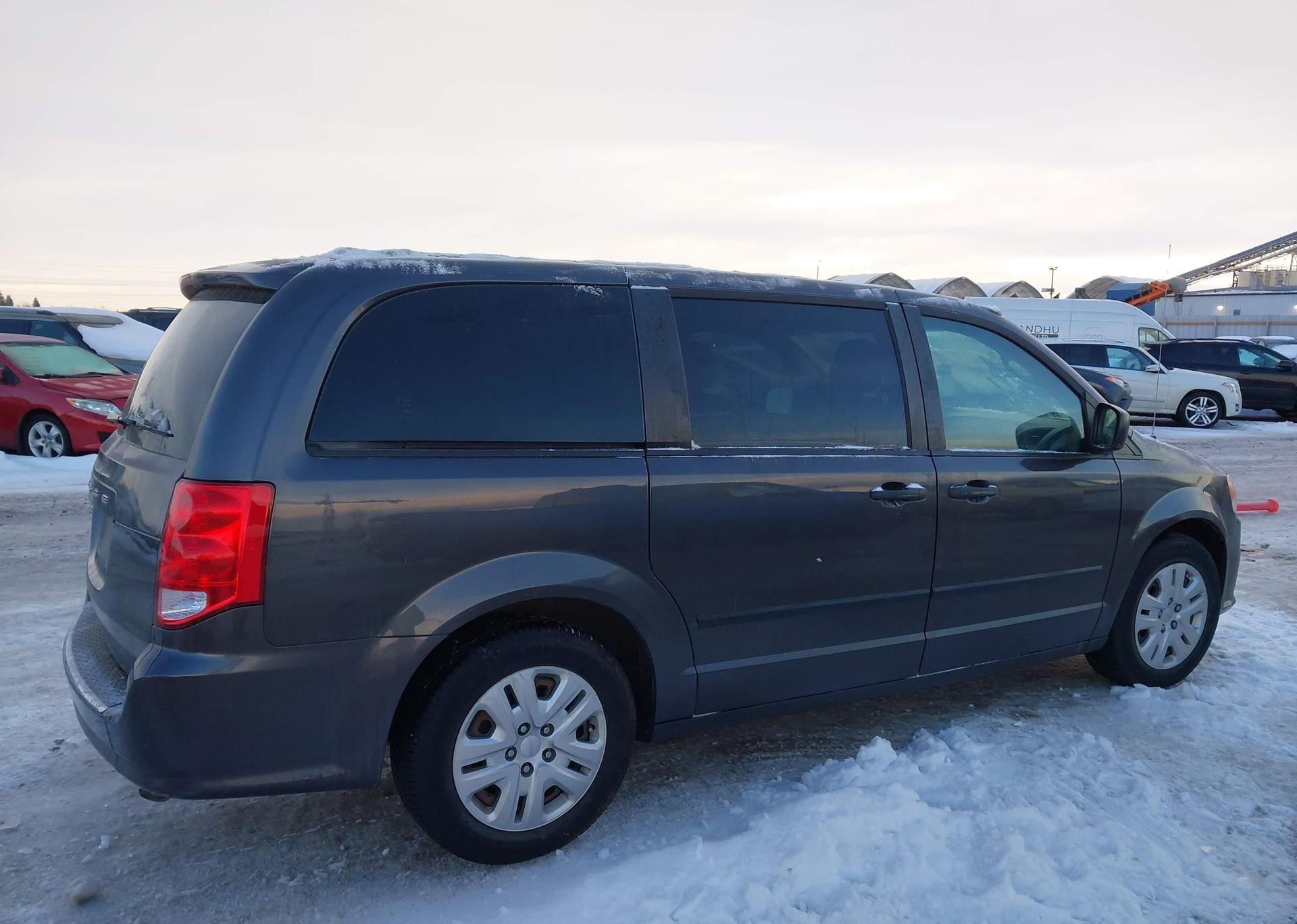 2016 DODGE GRAND CARAVAN SE