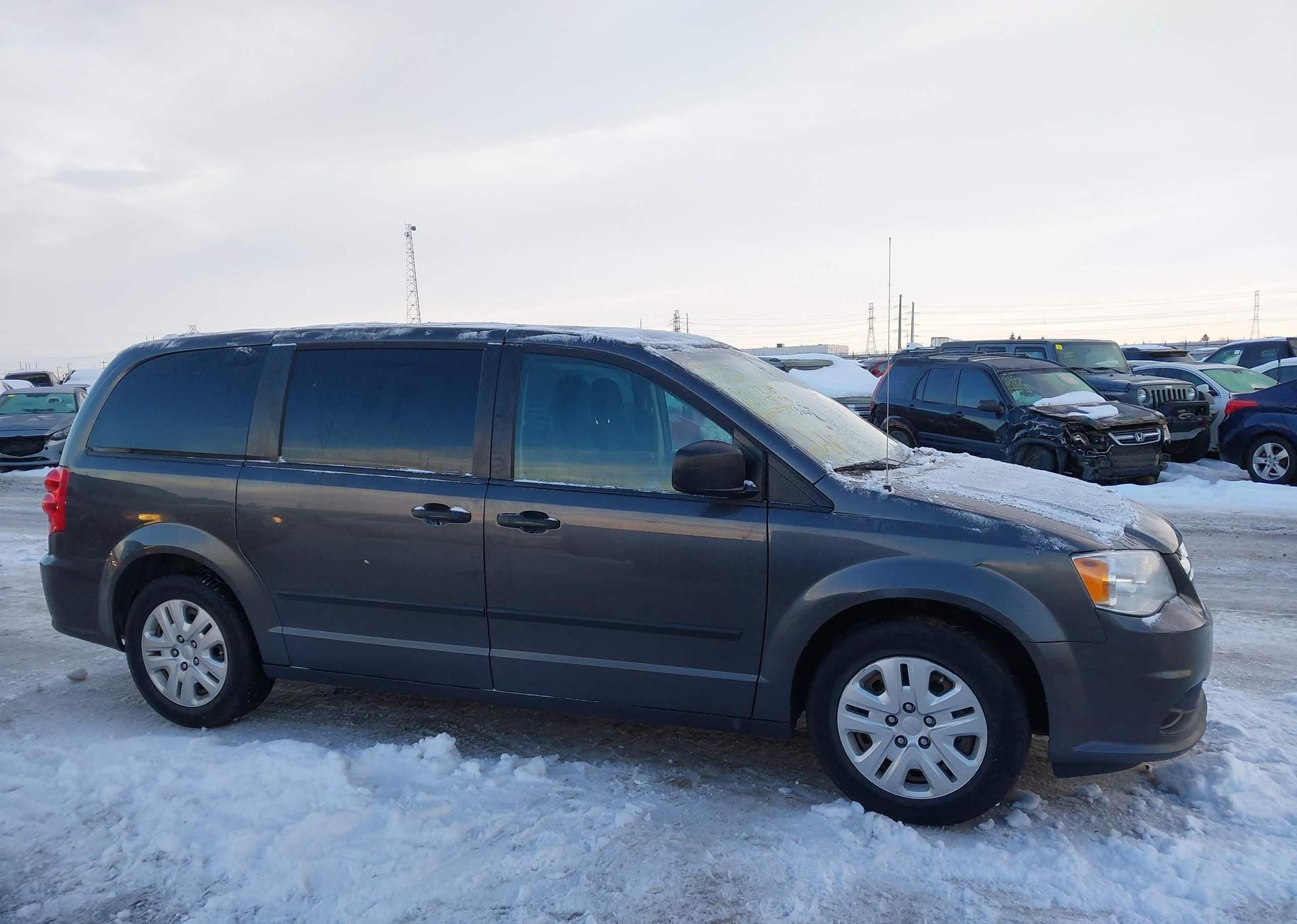 2016 DODGE GRAND CARAVAN SE
