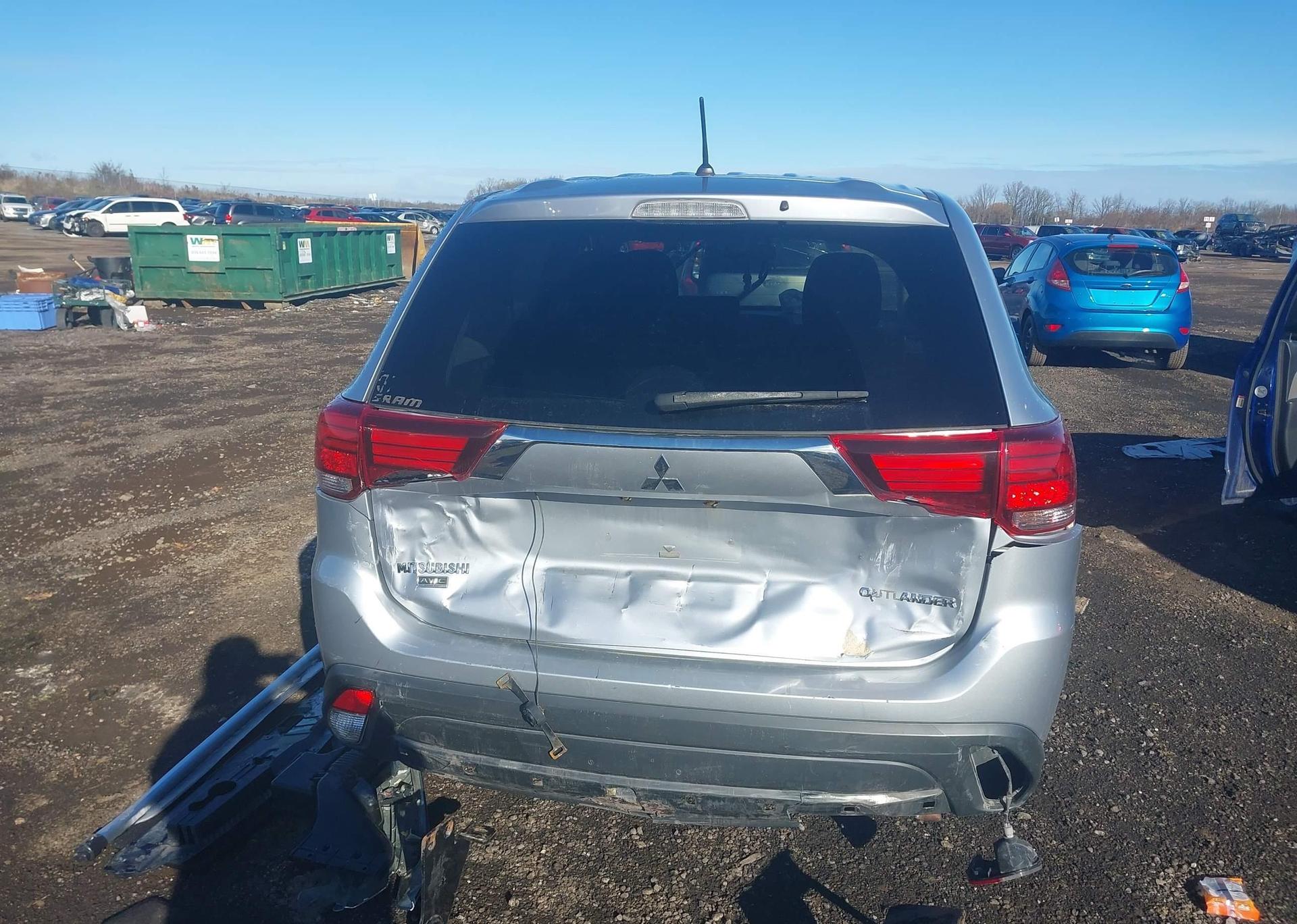 2016 MITSUBISHI outlander