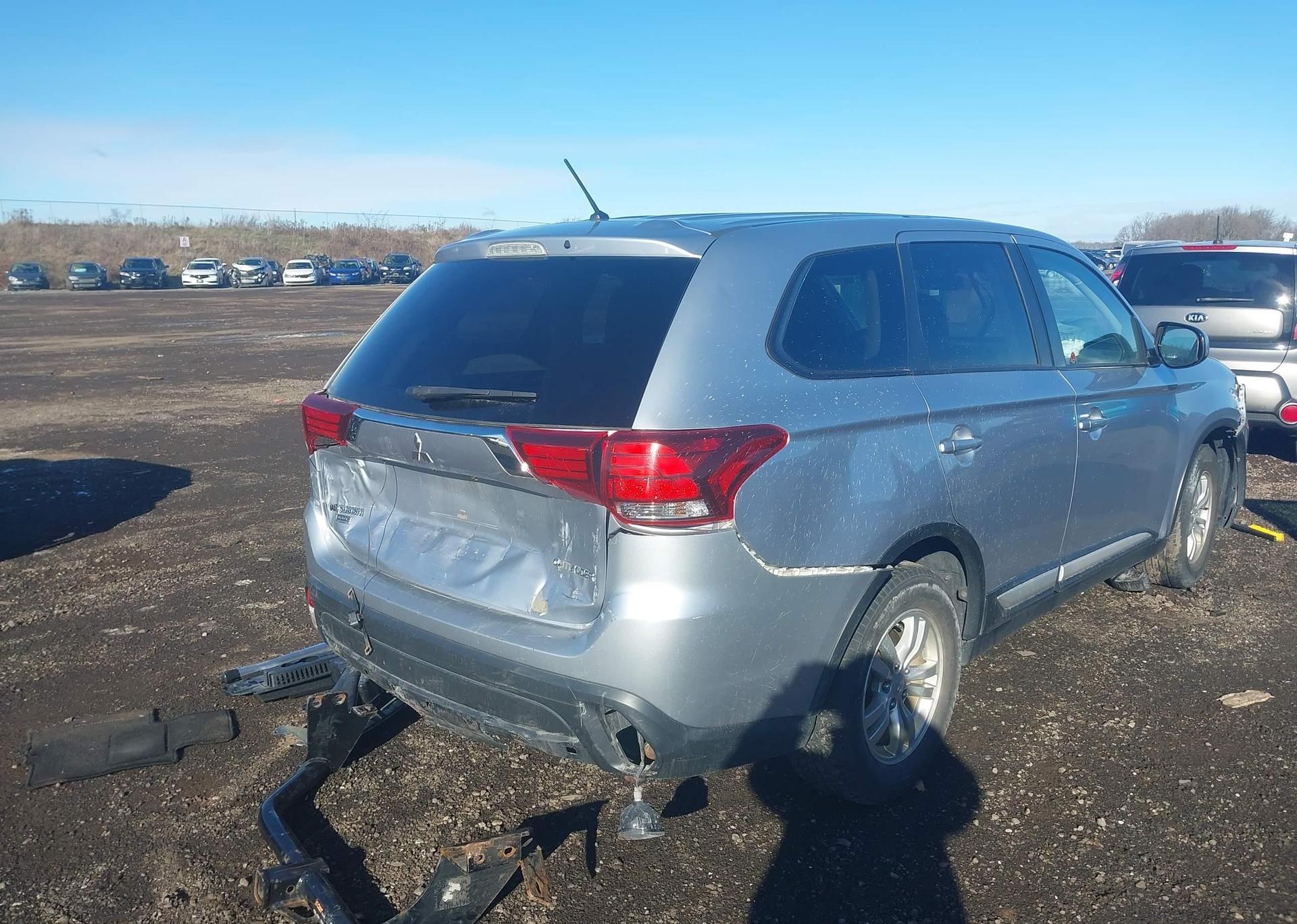 2016 MITSUBISHI outlander