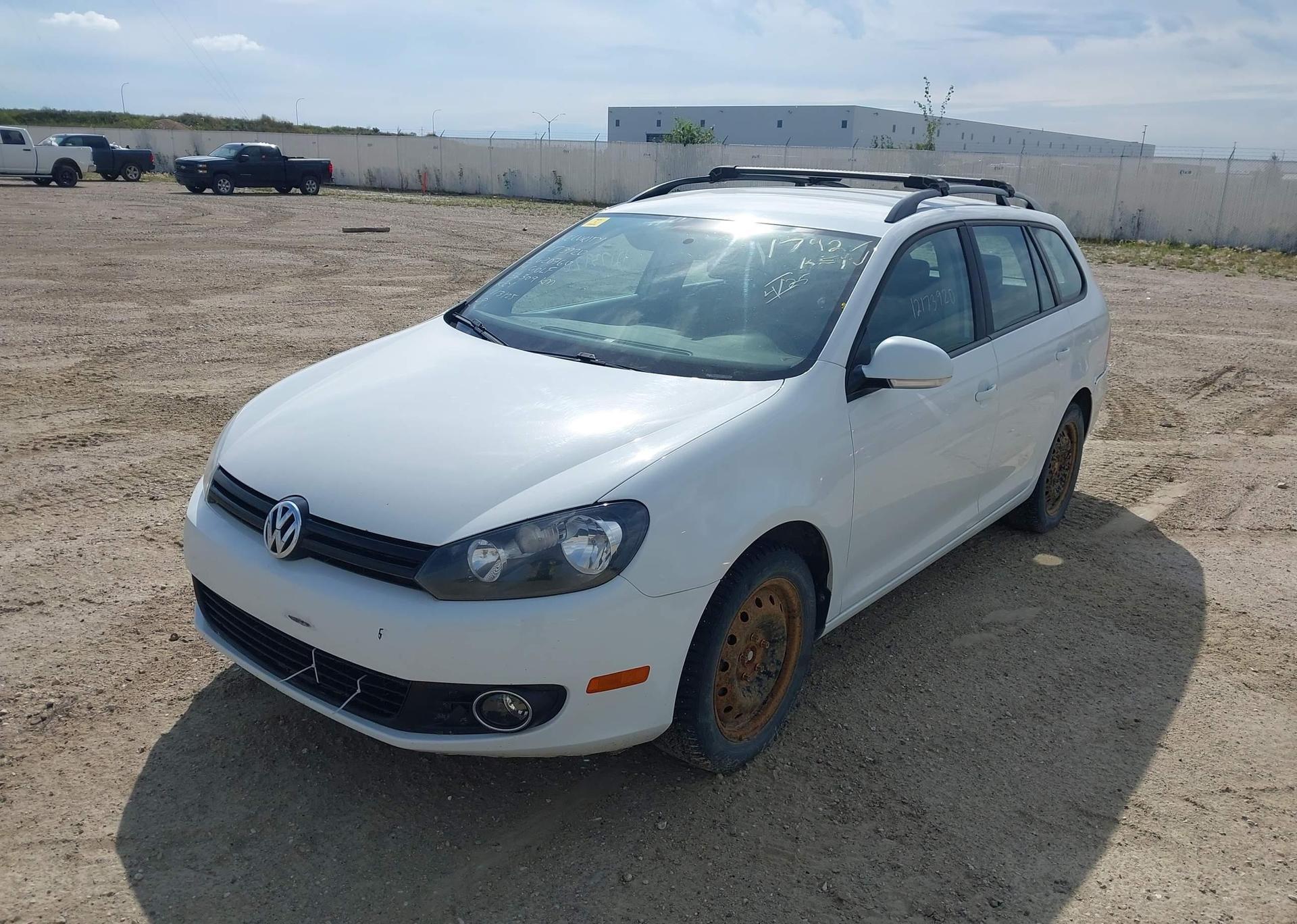 2014 VOLKSWAGEN GOLF WAGON