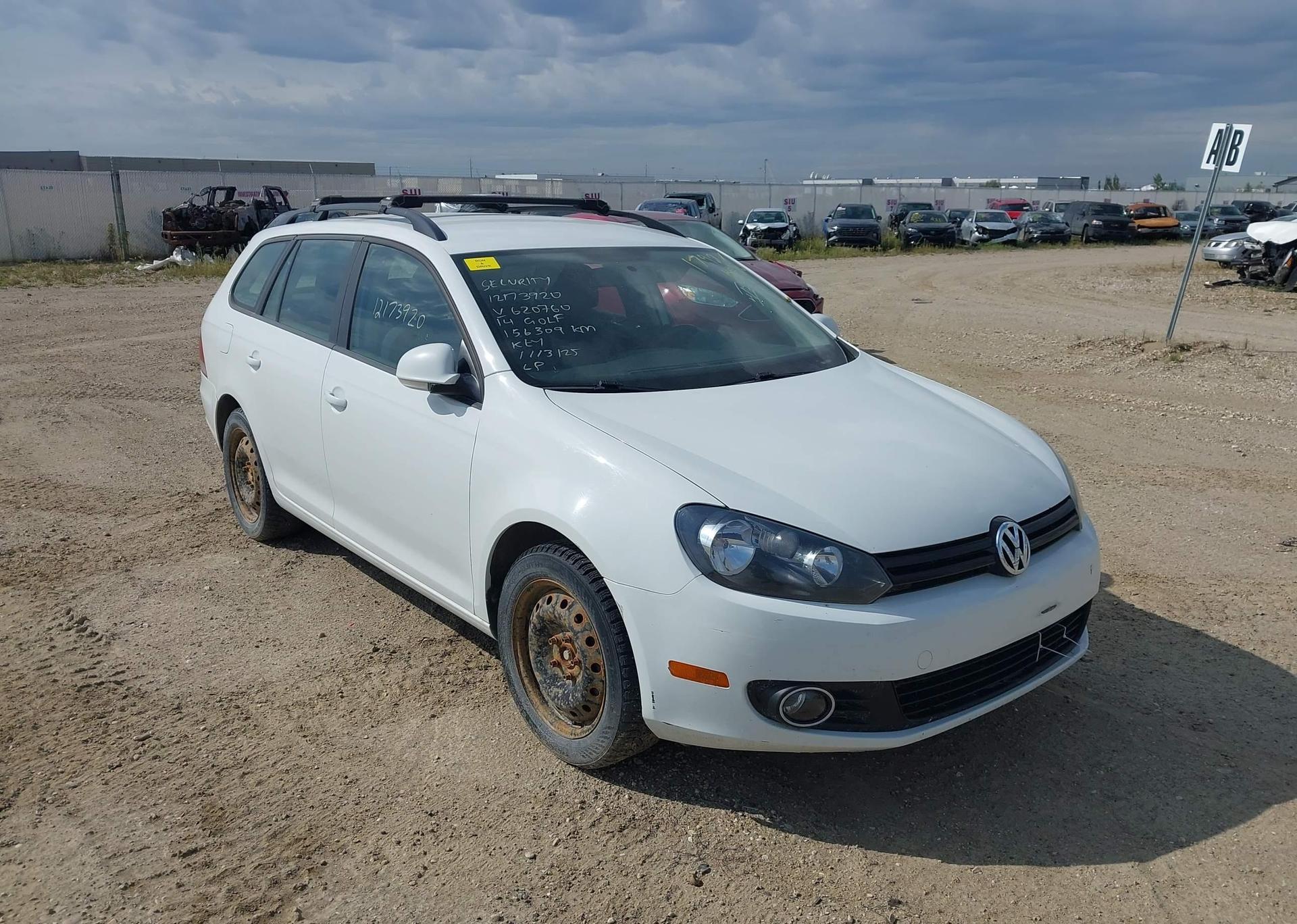 2014 VOLKSWAGEN GOLF WAGON