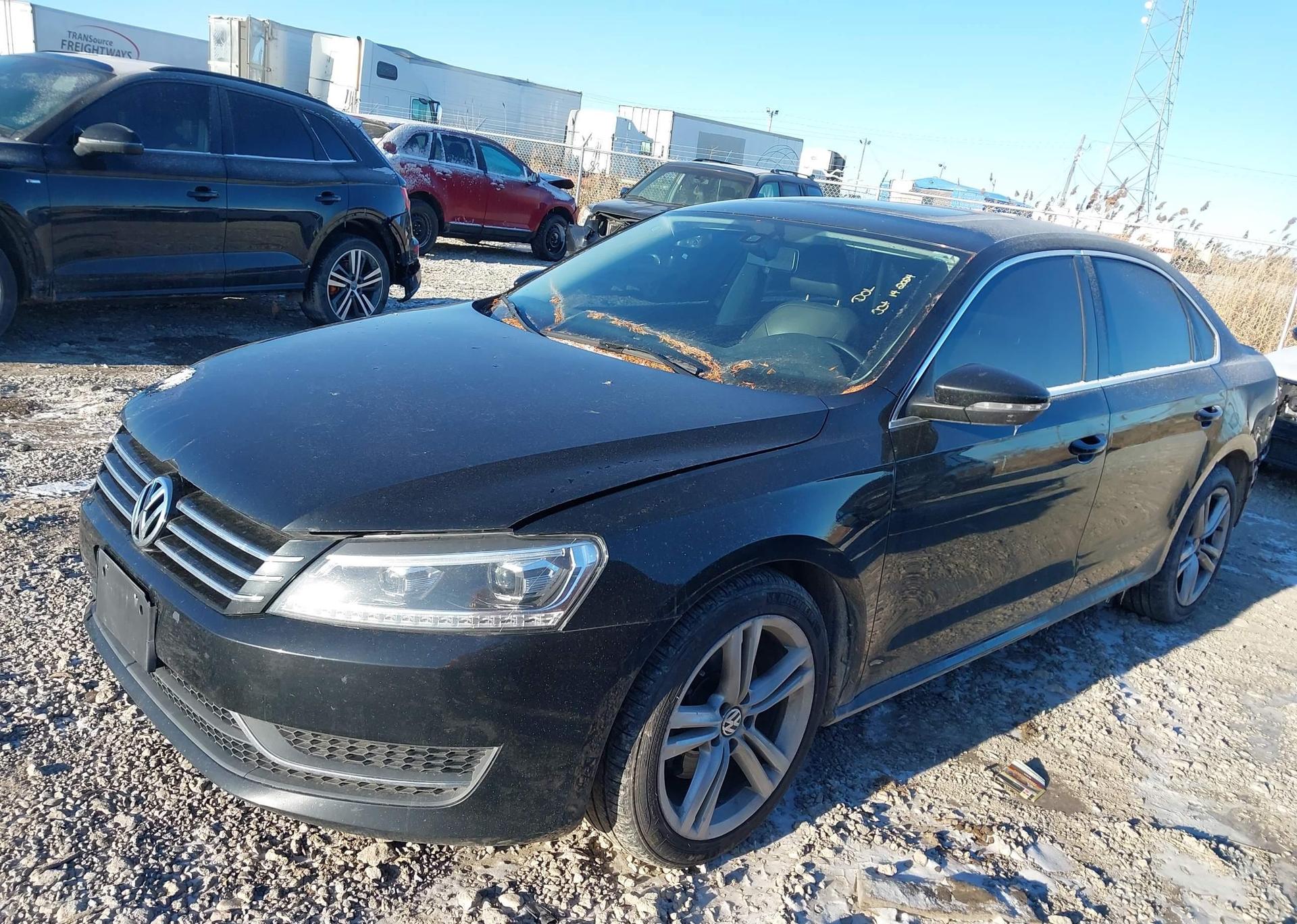 2012 VOLKSWAGEN PASSAT