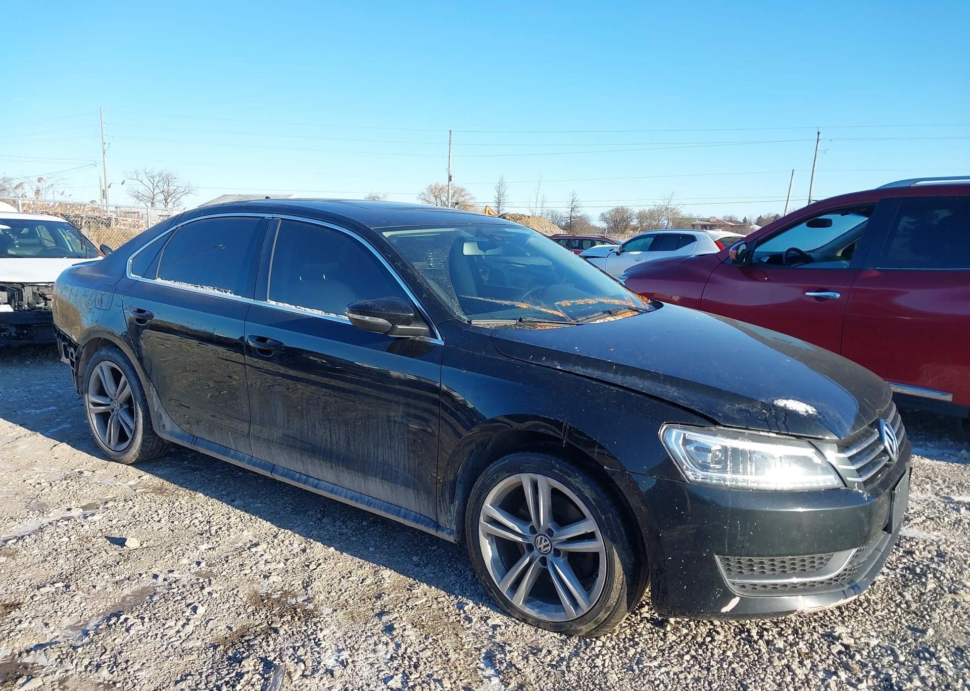 2012 VOLKSWAGEN PASSAT