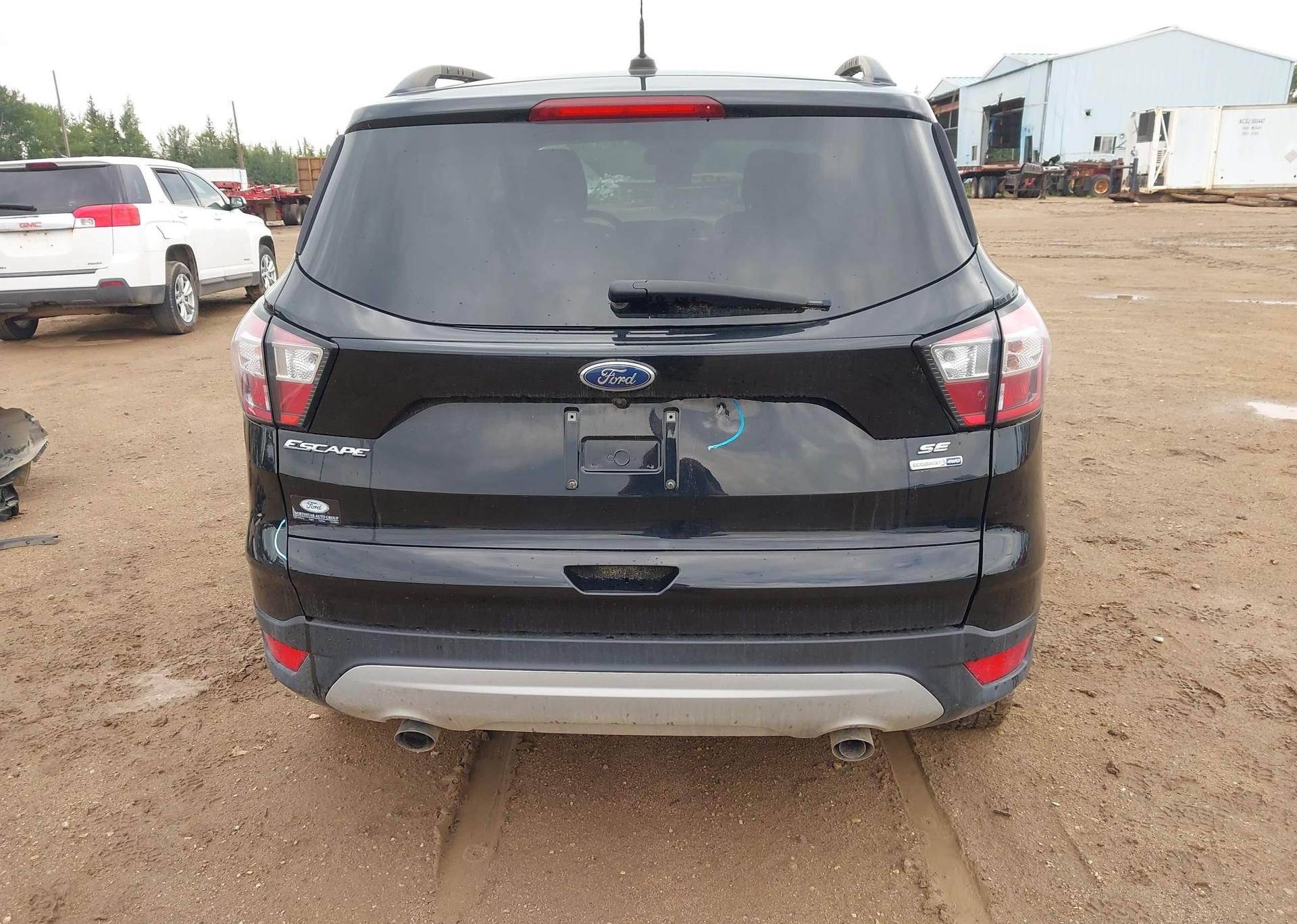 2018 FORD ESCAPE SE