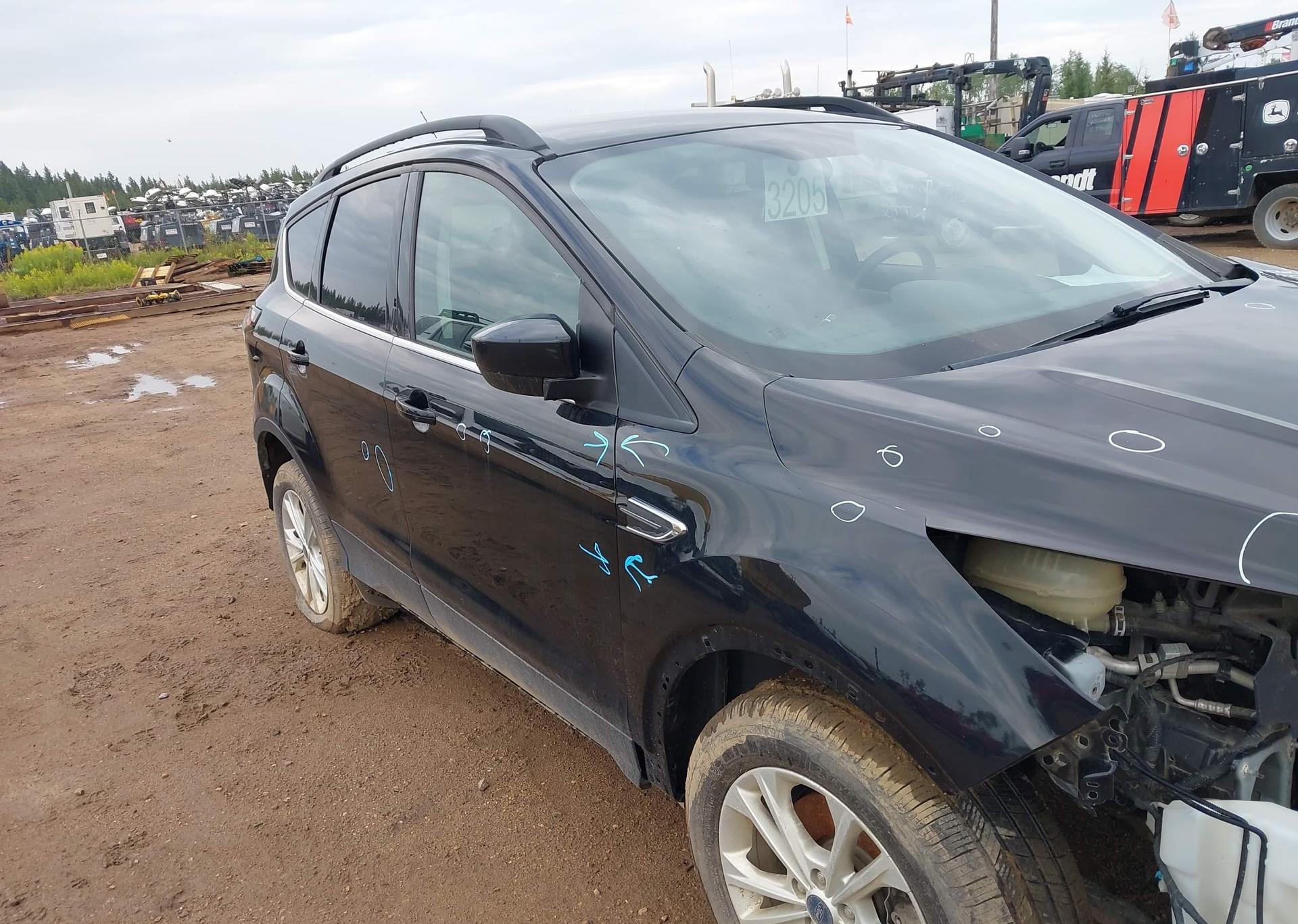 2018 FORD ESCAPE SE