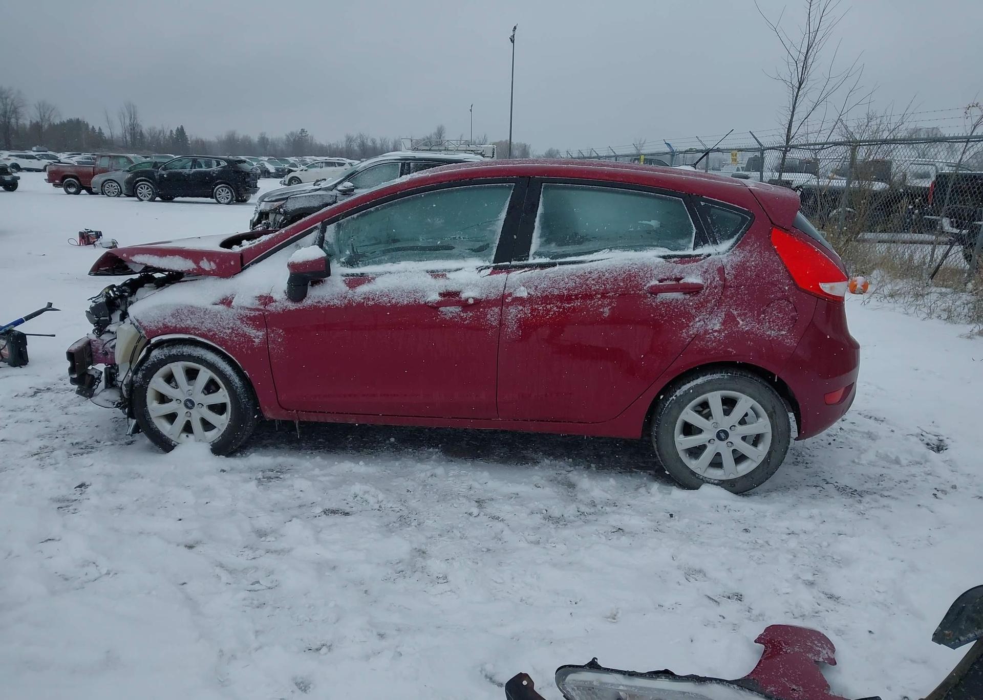 2011 FORD FIESTA SE