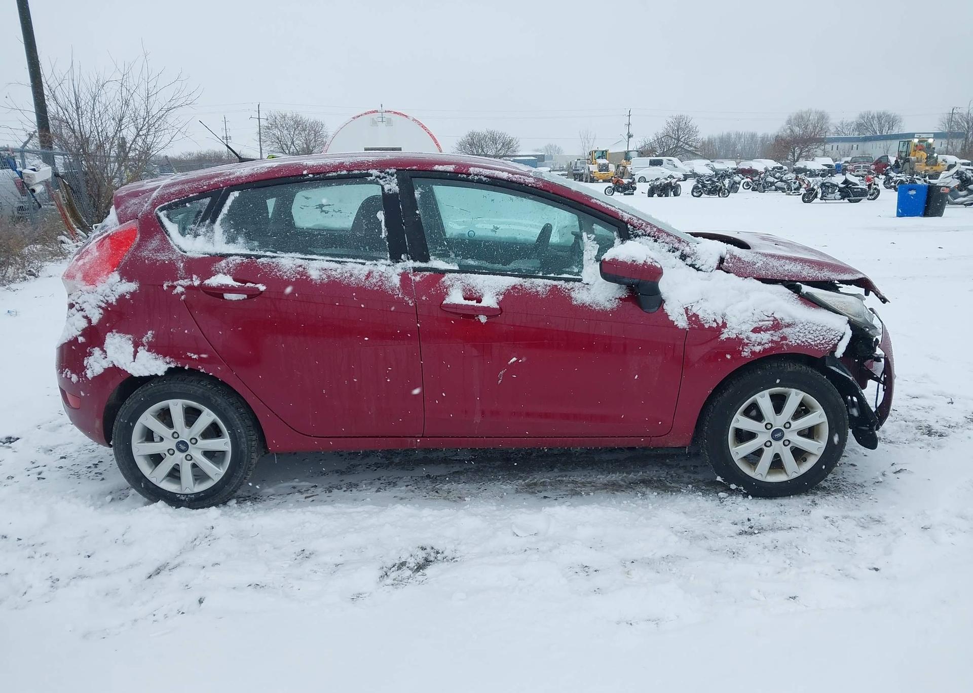 2011 FORD FIESTA SE