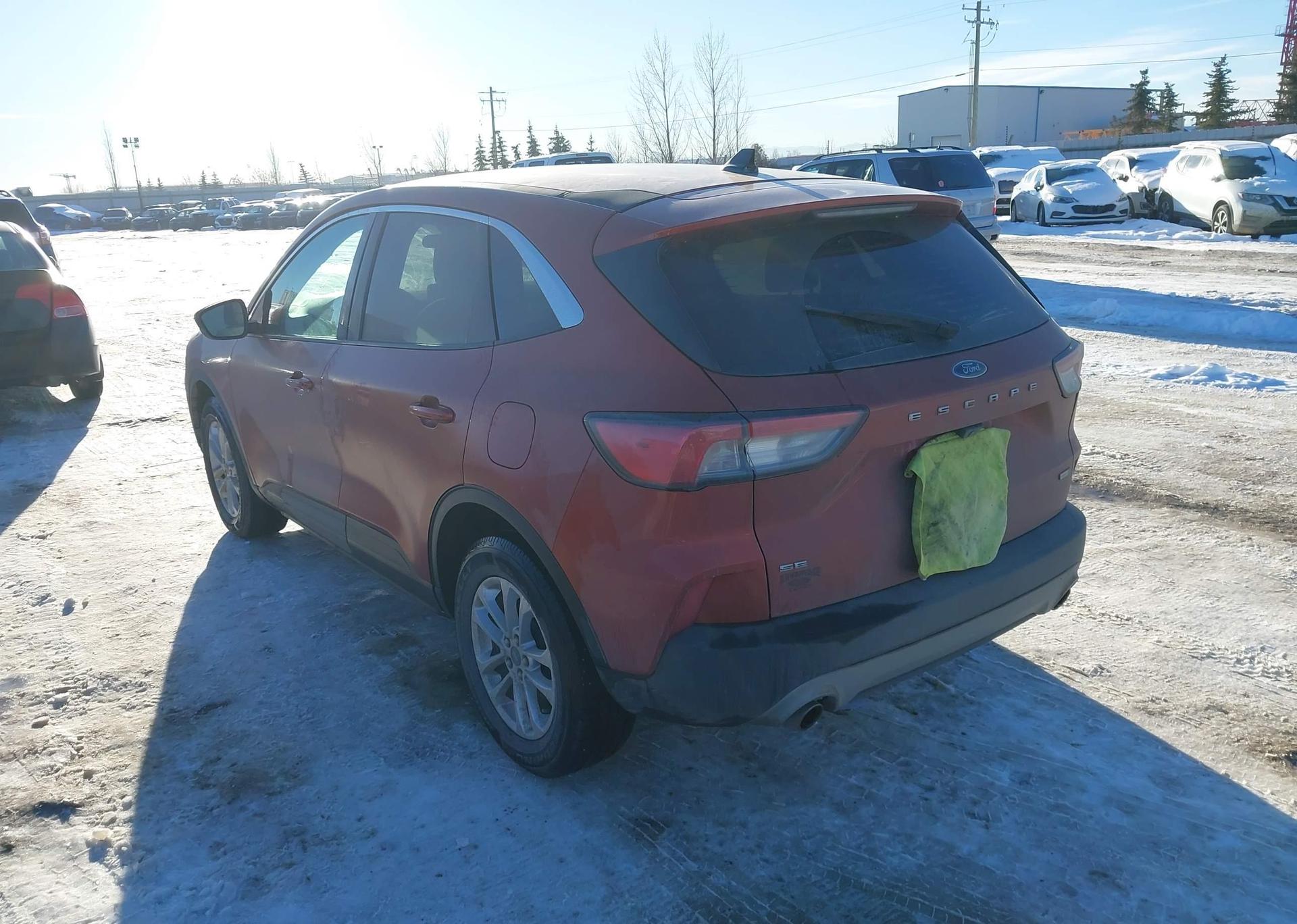 2020 FORD ESCAPE SE