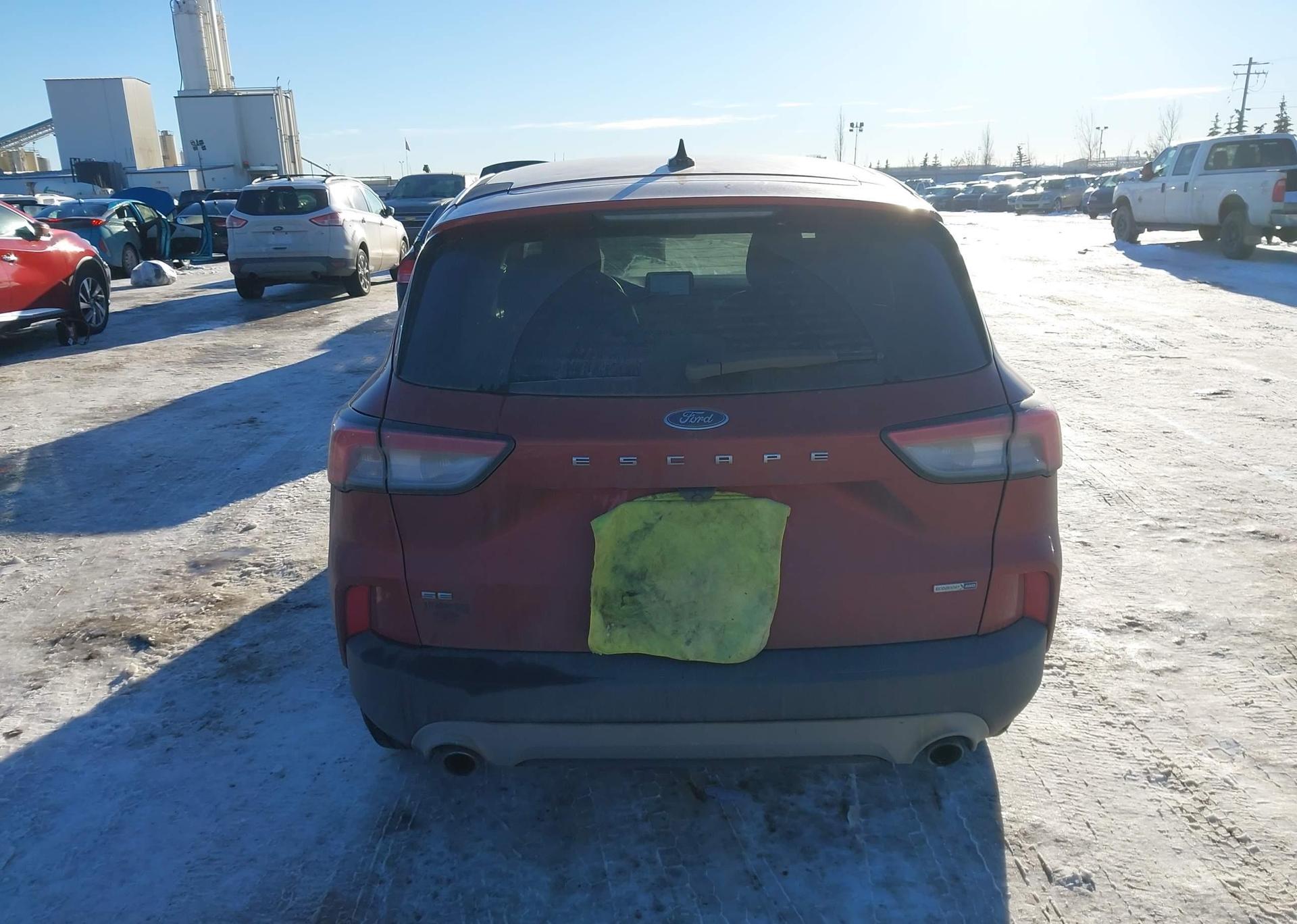 2020 FORD ESCAPE SE