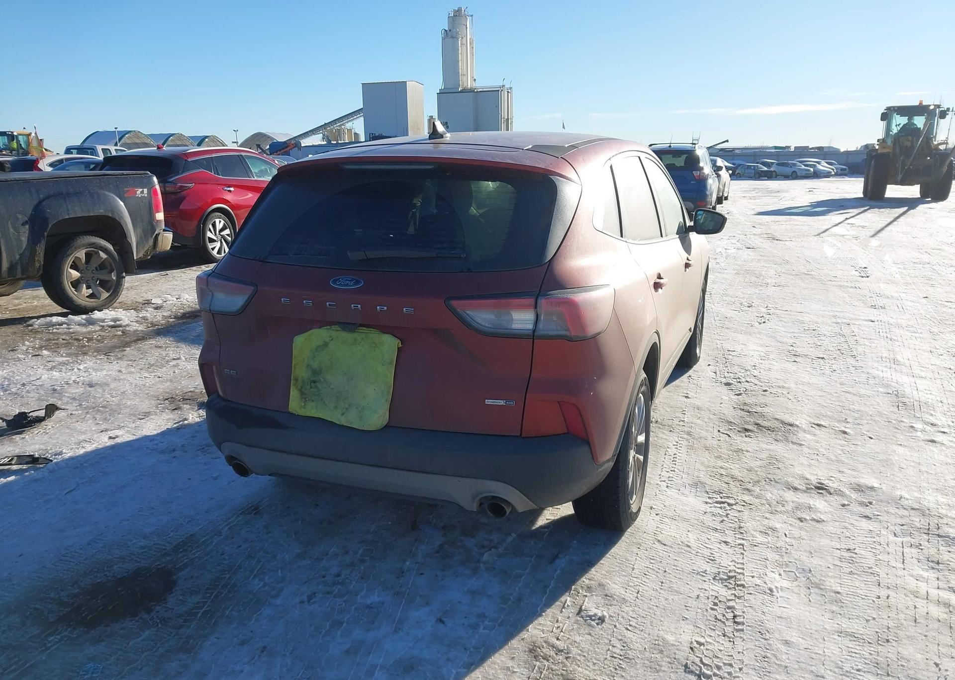 2020 FORD ESCAPE SE