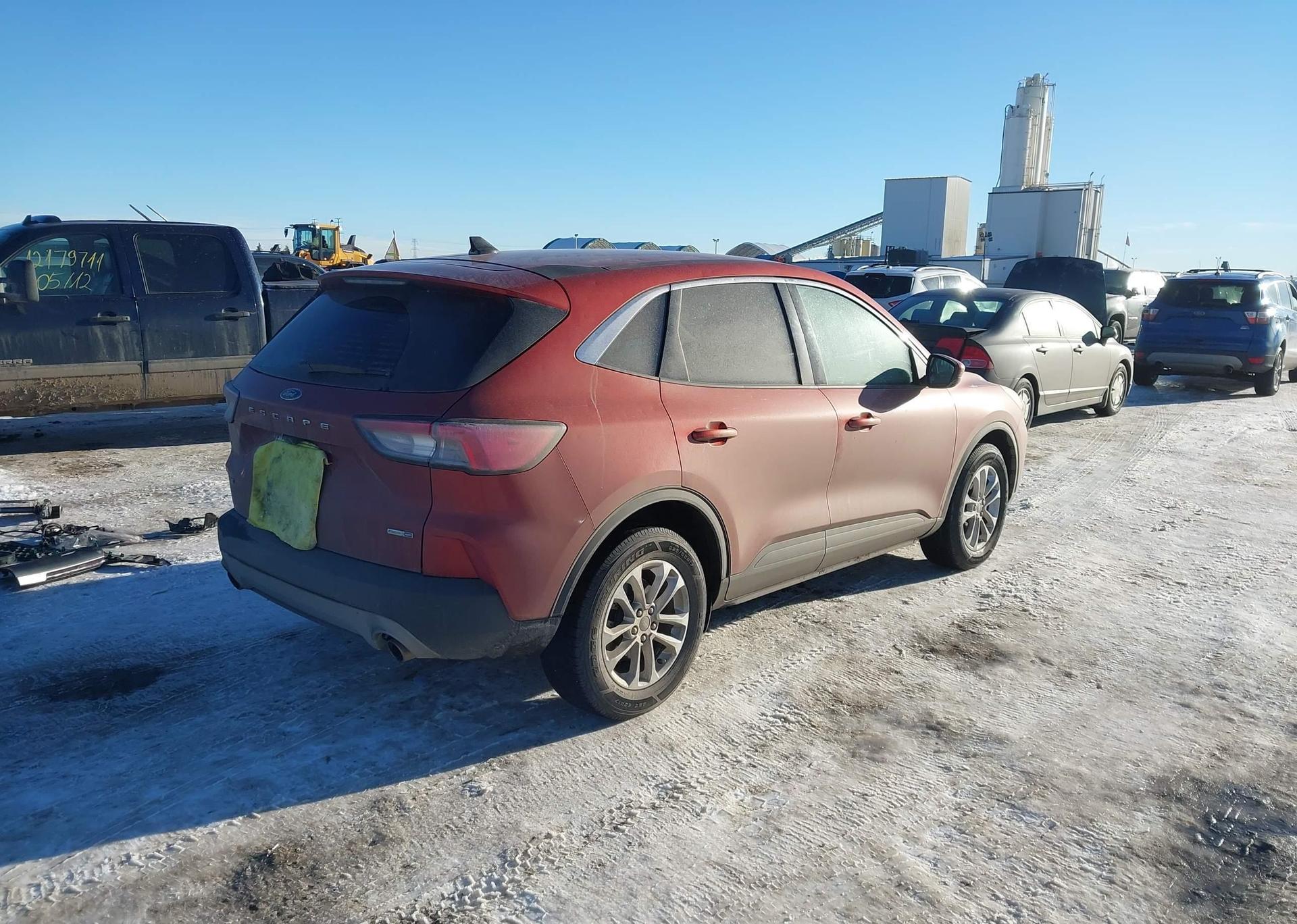 2020 FORD ESCAPE SE