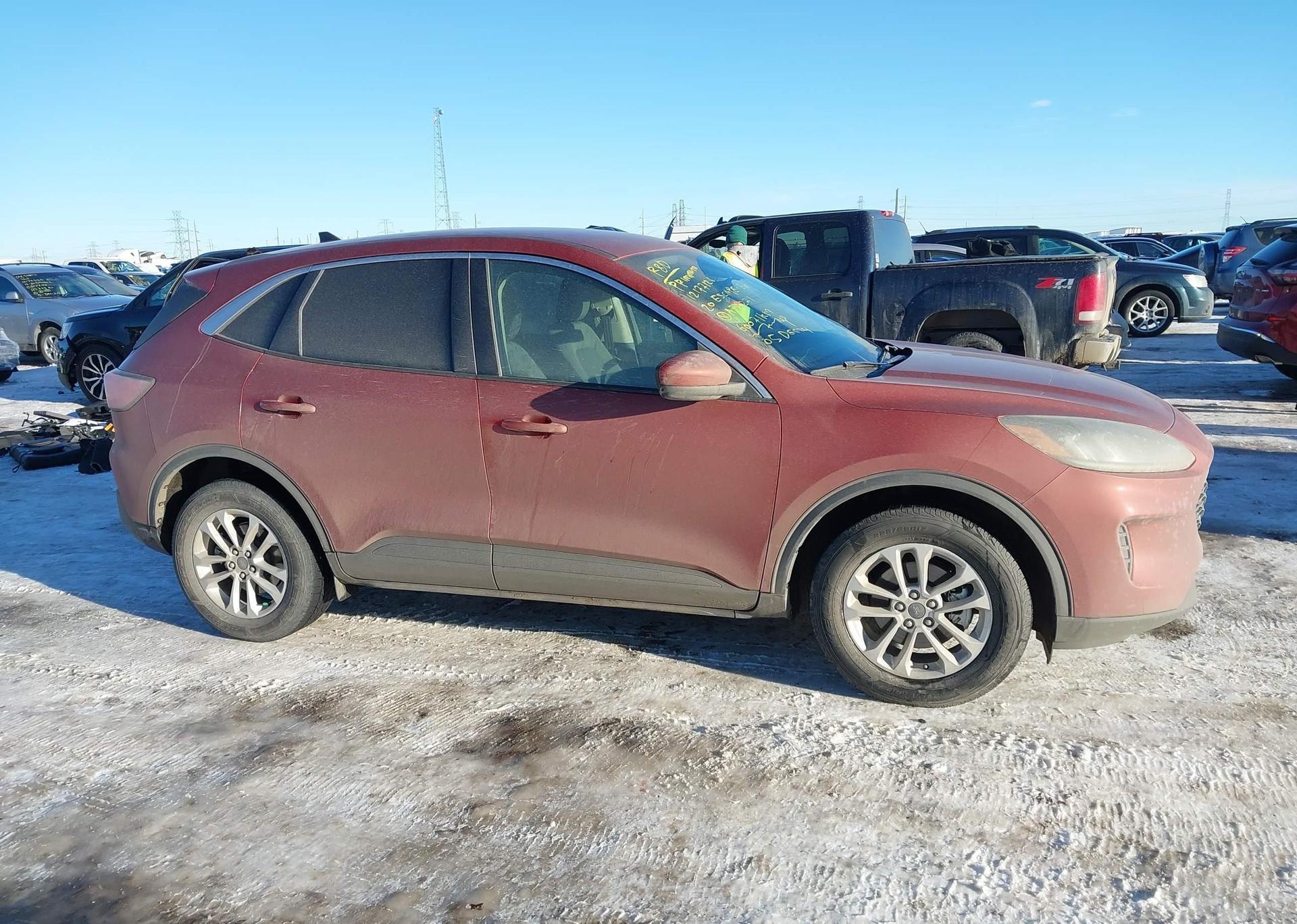 2020 FORD ESCAPE SE