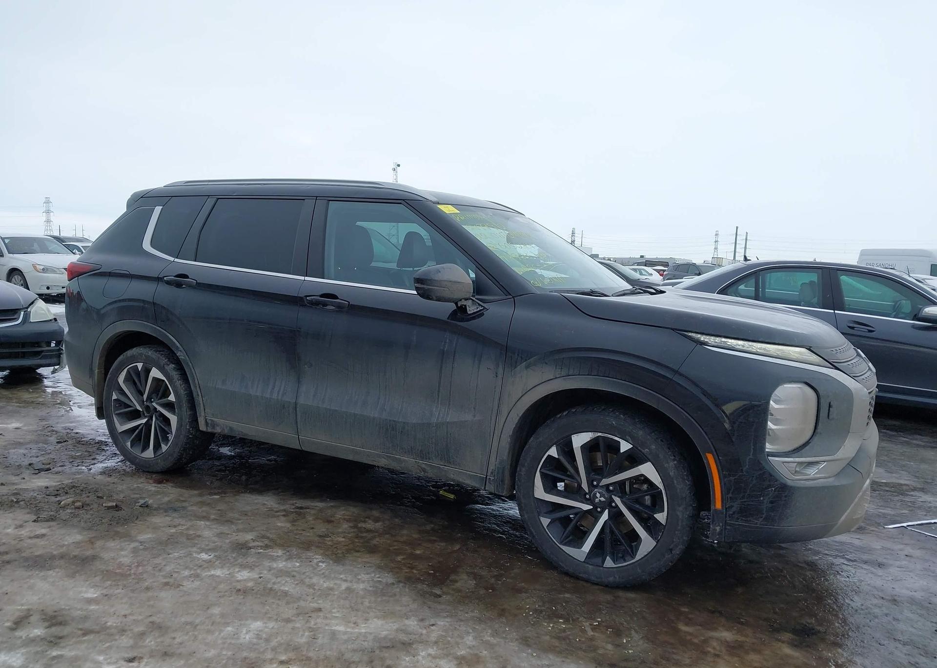 2022 MITSUBISHI outlander
