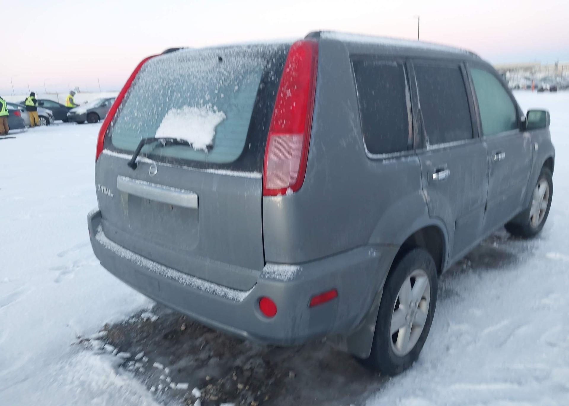2006 NISSAN X-TRAIL