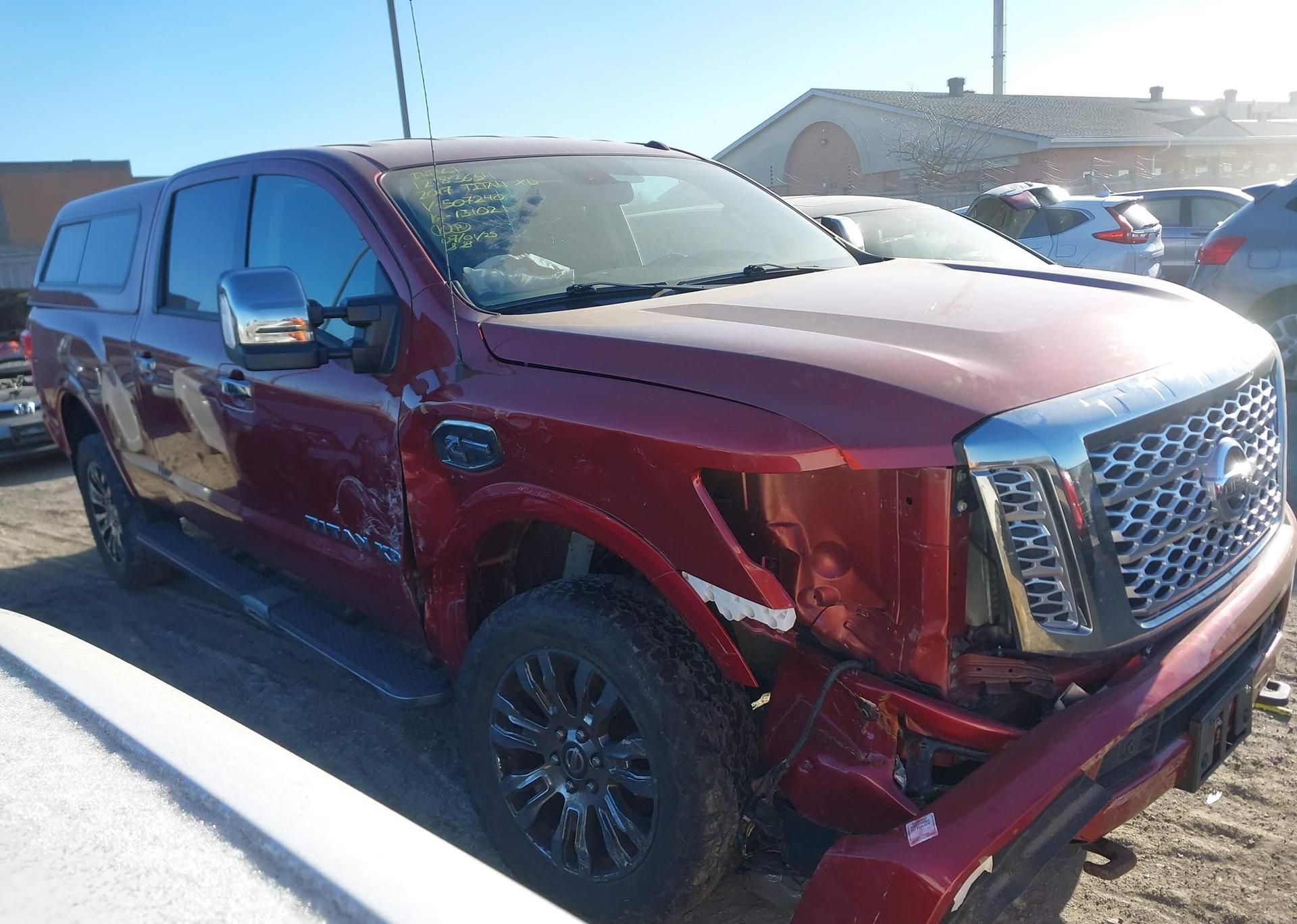 2017 NISSAN TITAN XD