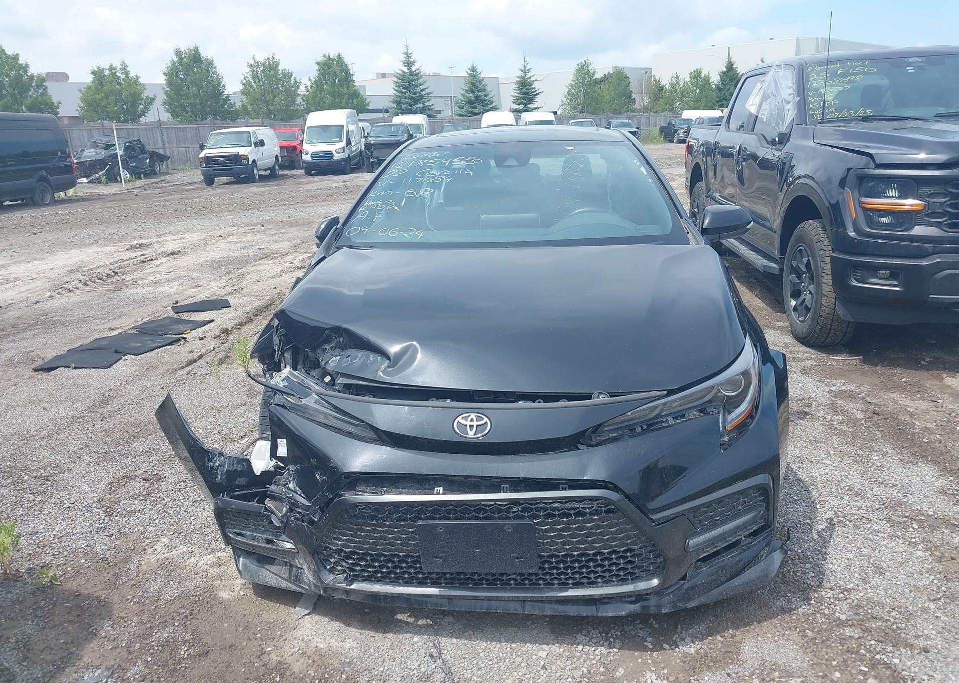 2022 TOYOTA COROLLA SE