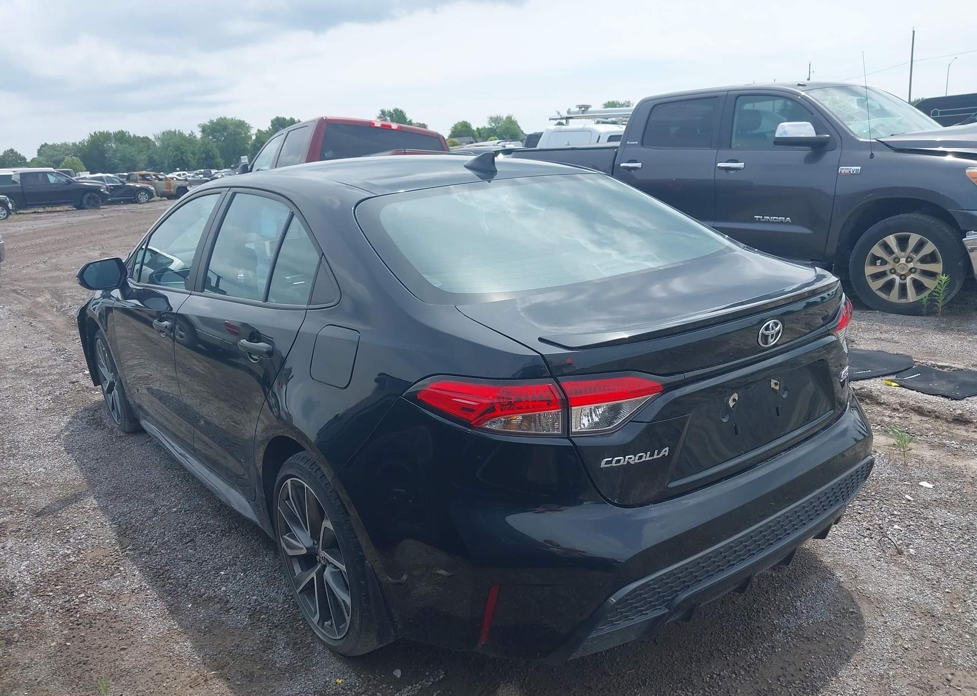 2022 TOYOTA COROLLA SE