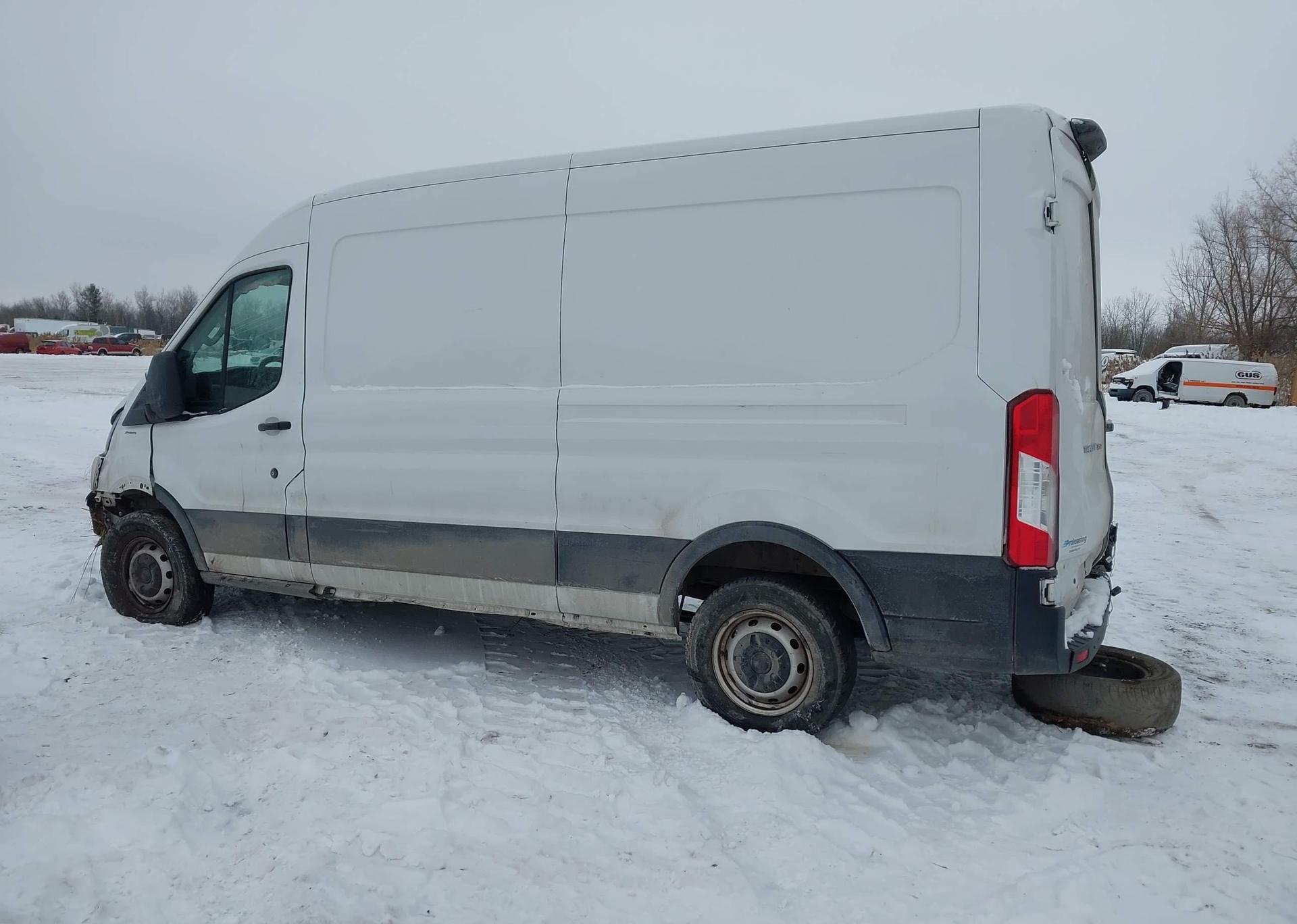 2021 FORD transit t-250