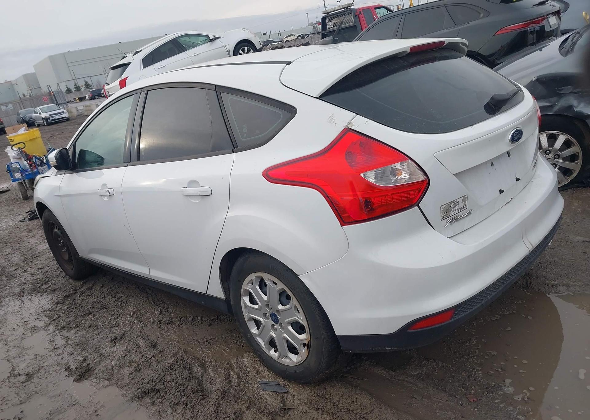 2013 FORD FOCUS SE
